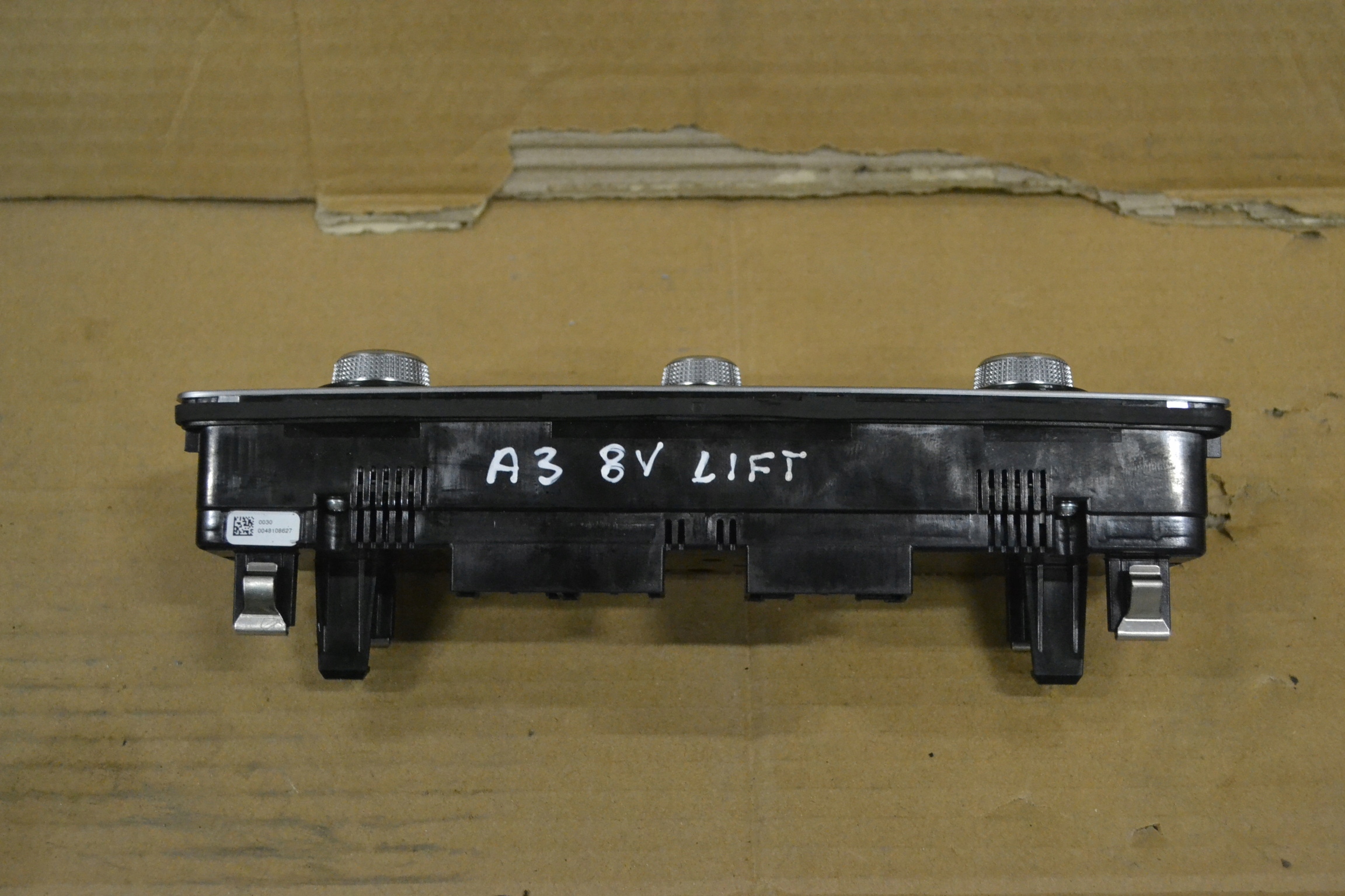 commande de climatisation 8V0820043Q AUDI A3 S3 8V LIFT