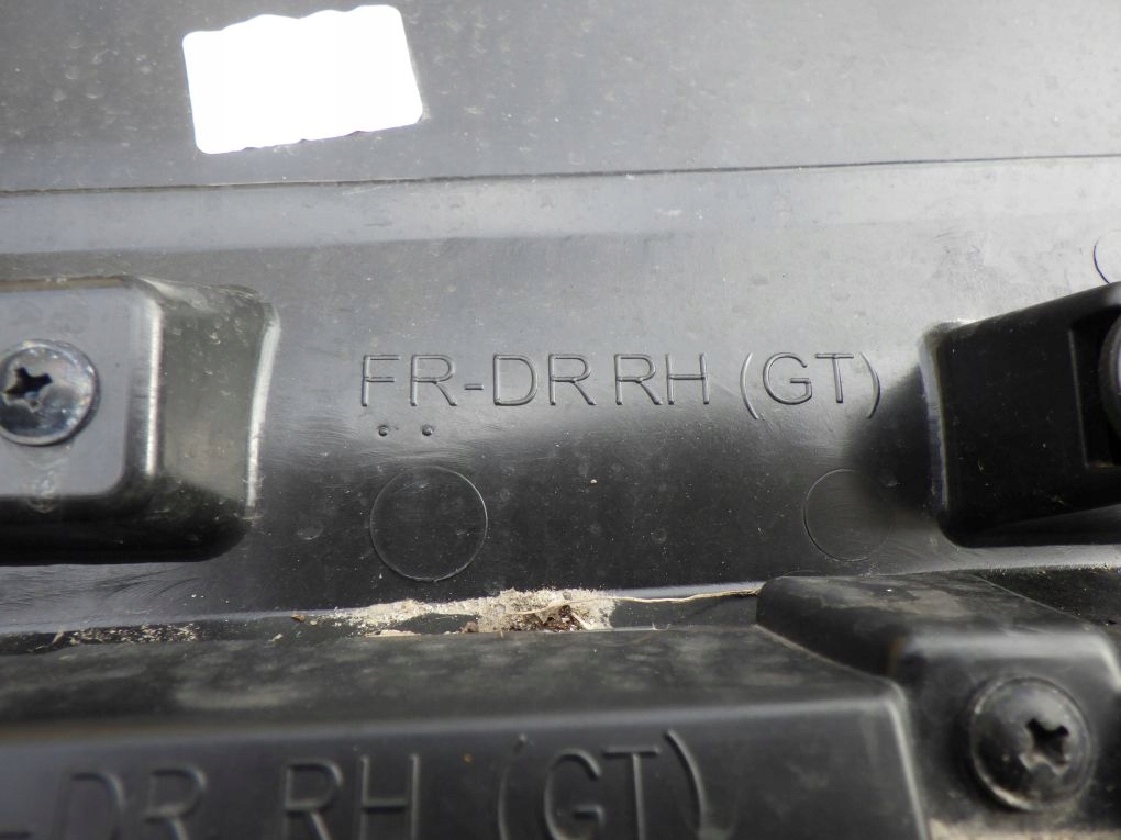 KIA SPORTAGE 5 V GT LINE 21- moulding right rear front