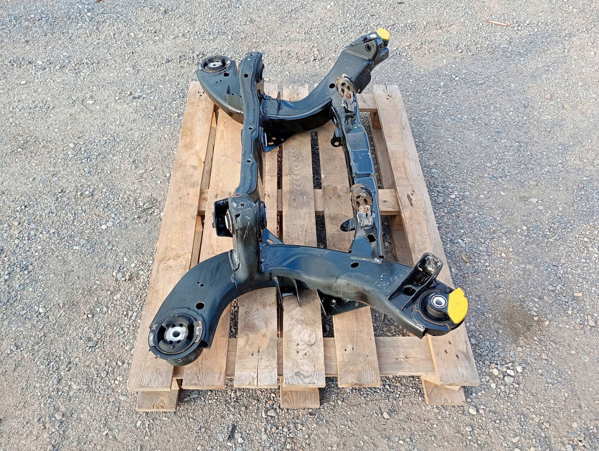 axle beam subframe sider rear part rear Dodge Charger Challenger 6.4 SRT 2015