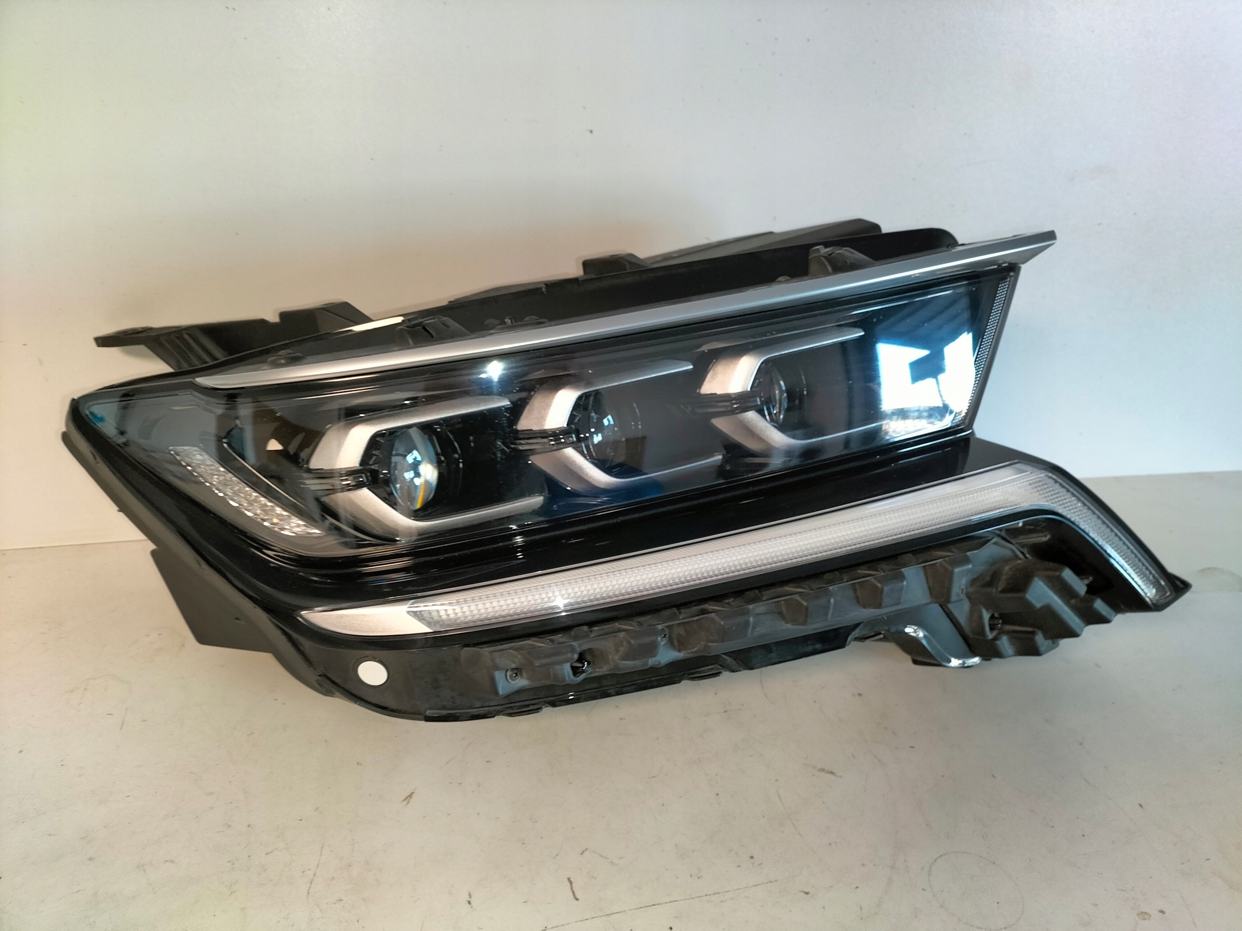 light front reflektor right KIA SORENTO 4 IV 20-24 FULL LED