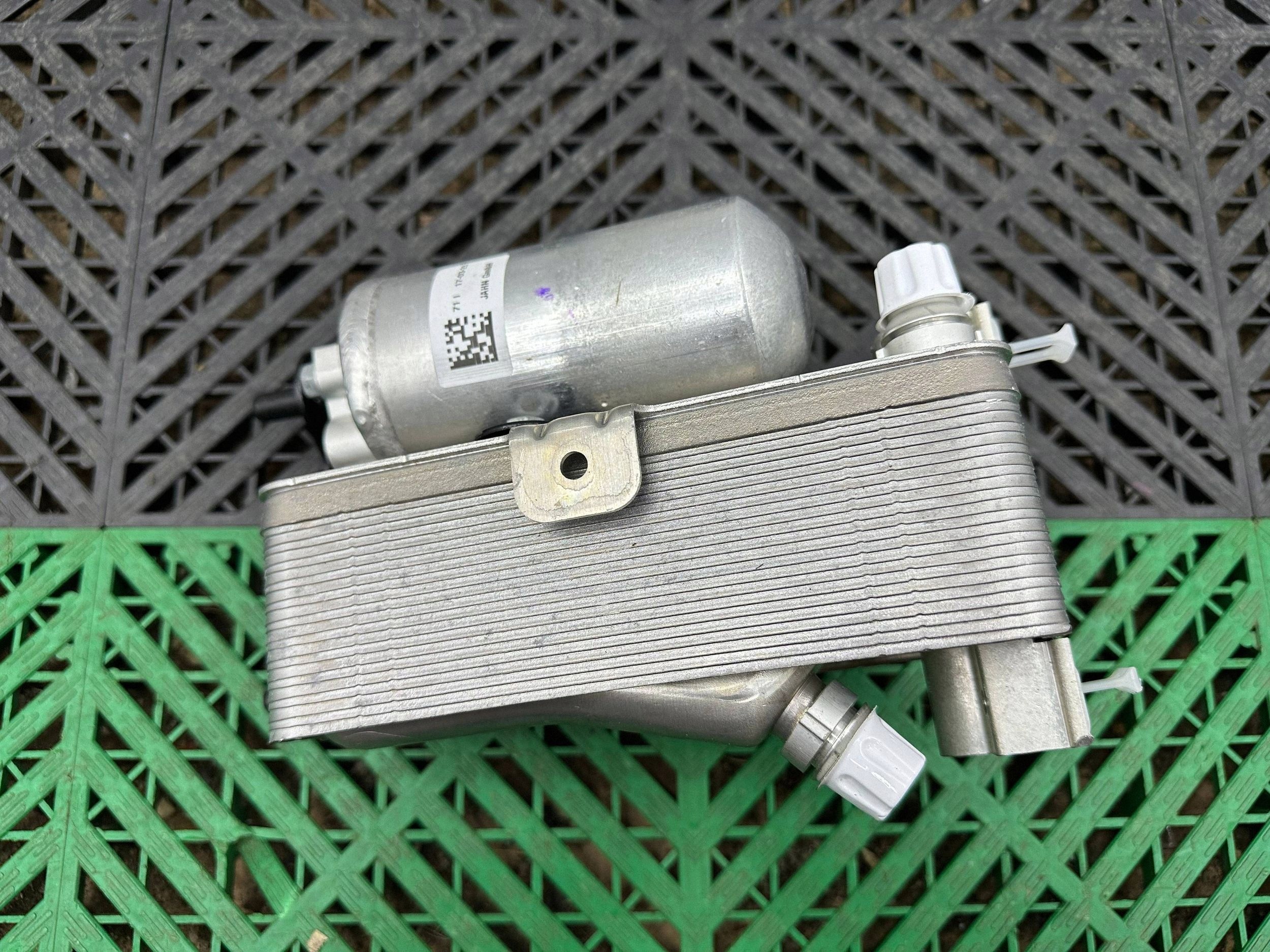 Radiateur climatisation BMW X1 U11 9460579