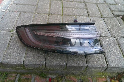 PORSCHE MACAN GTS 95B LIFT LAMPA LEWA TYLNA ORYGINAŁ 95B945091AM