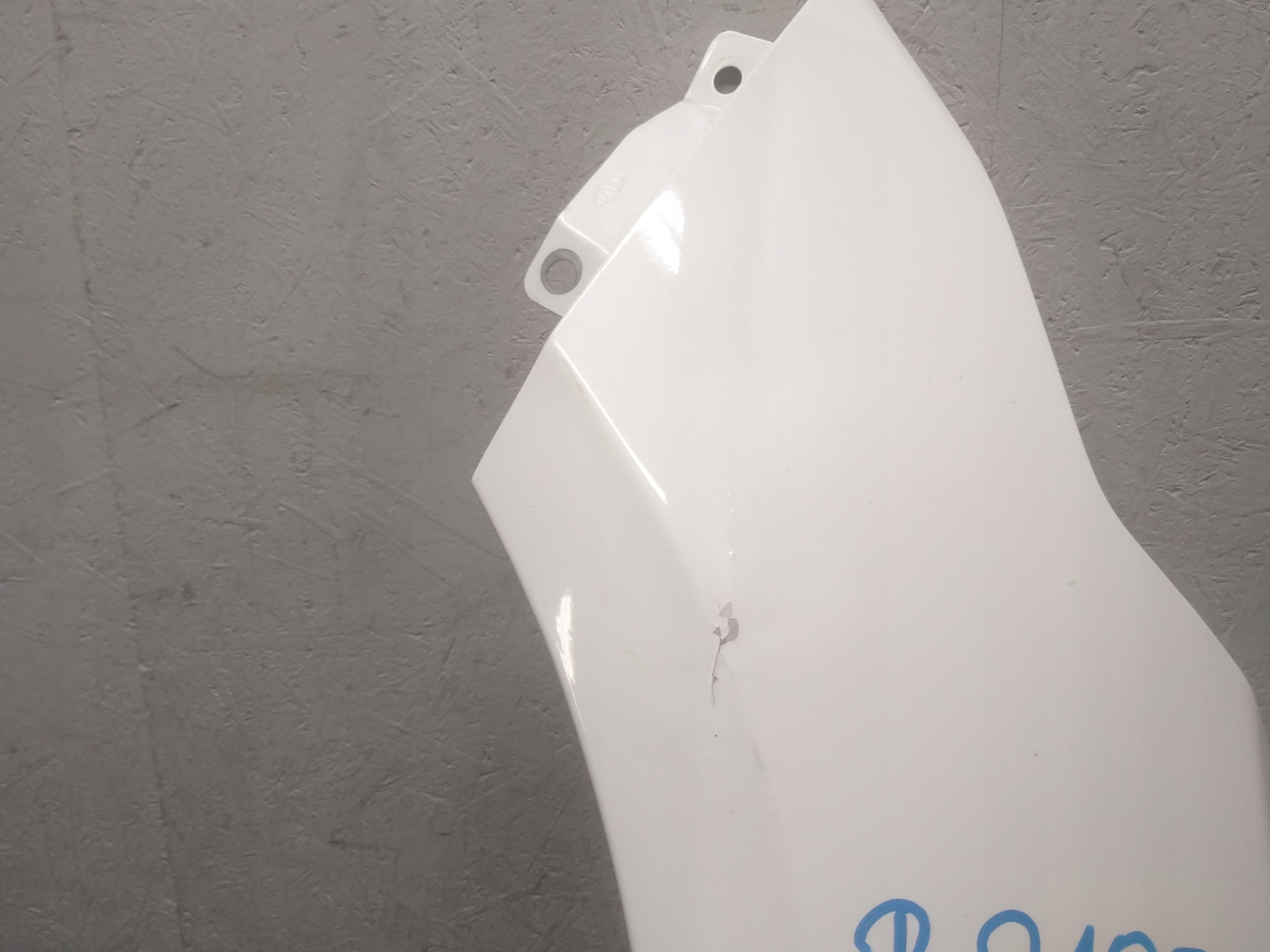 fender front left KIA CEED III 3 HYBRID 17