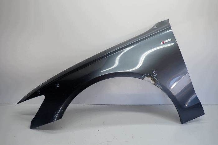 AUDI A6 C7 LIFT 14-18 blatník levý přední předek