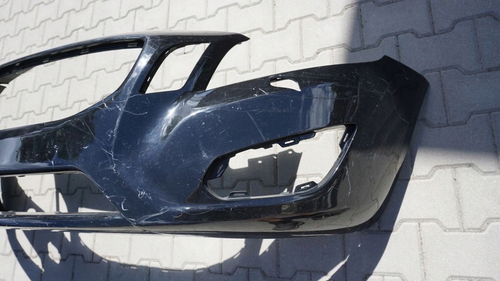 VOLVO S60 V60 - originál predný nárazník predok