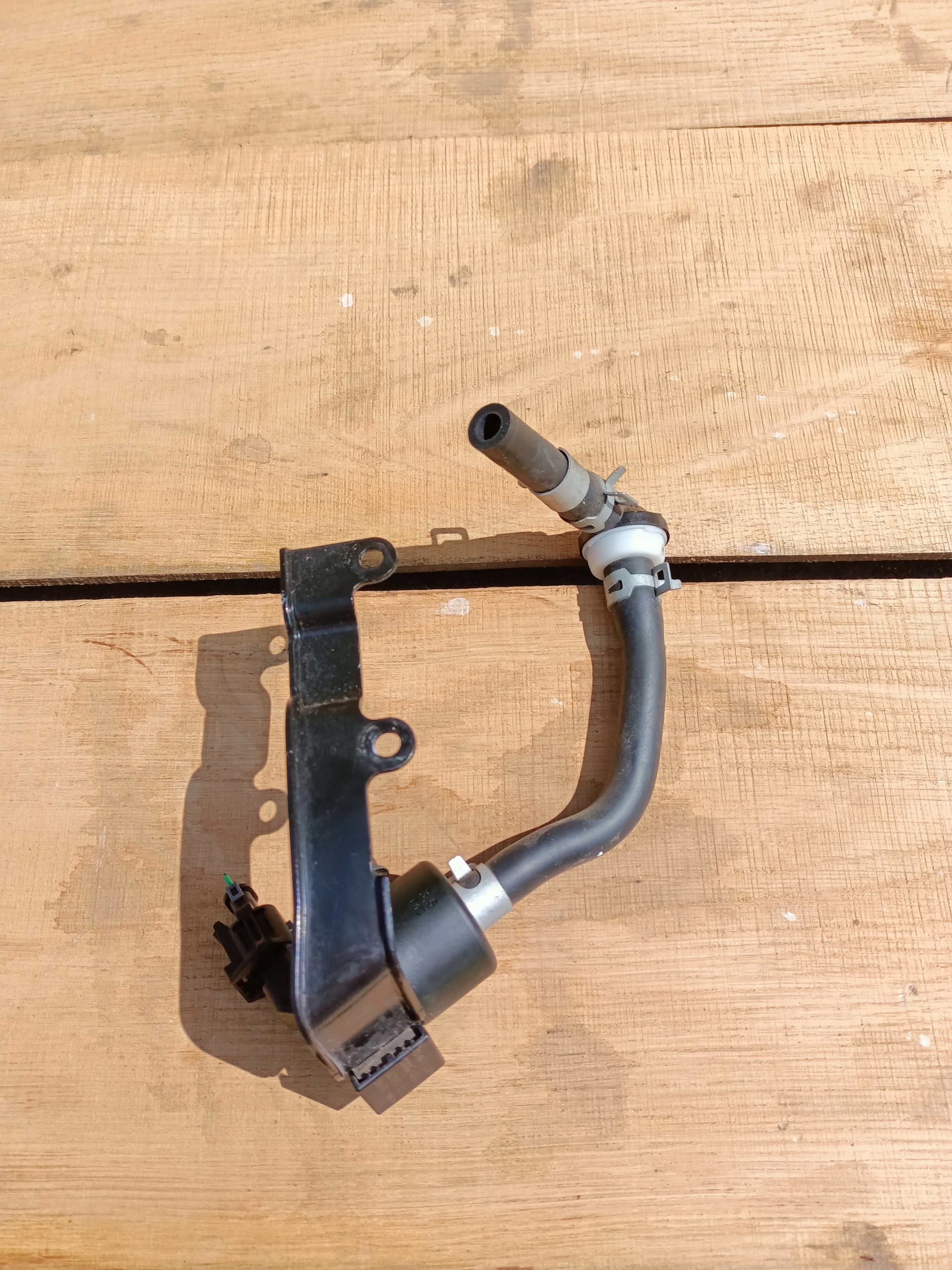 ZAWÓR PODCIŚNIENIA KIA HYUNDAI 29010-08000