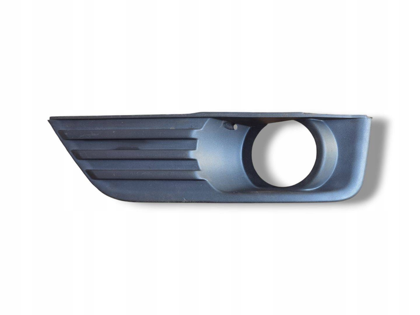 side grid of a bumper left side Ford Focus 2 2008 4M51-19953-AE