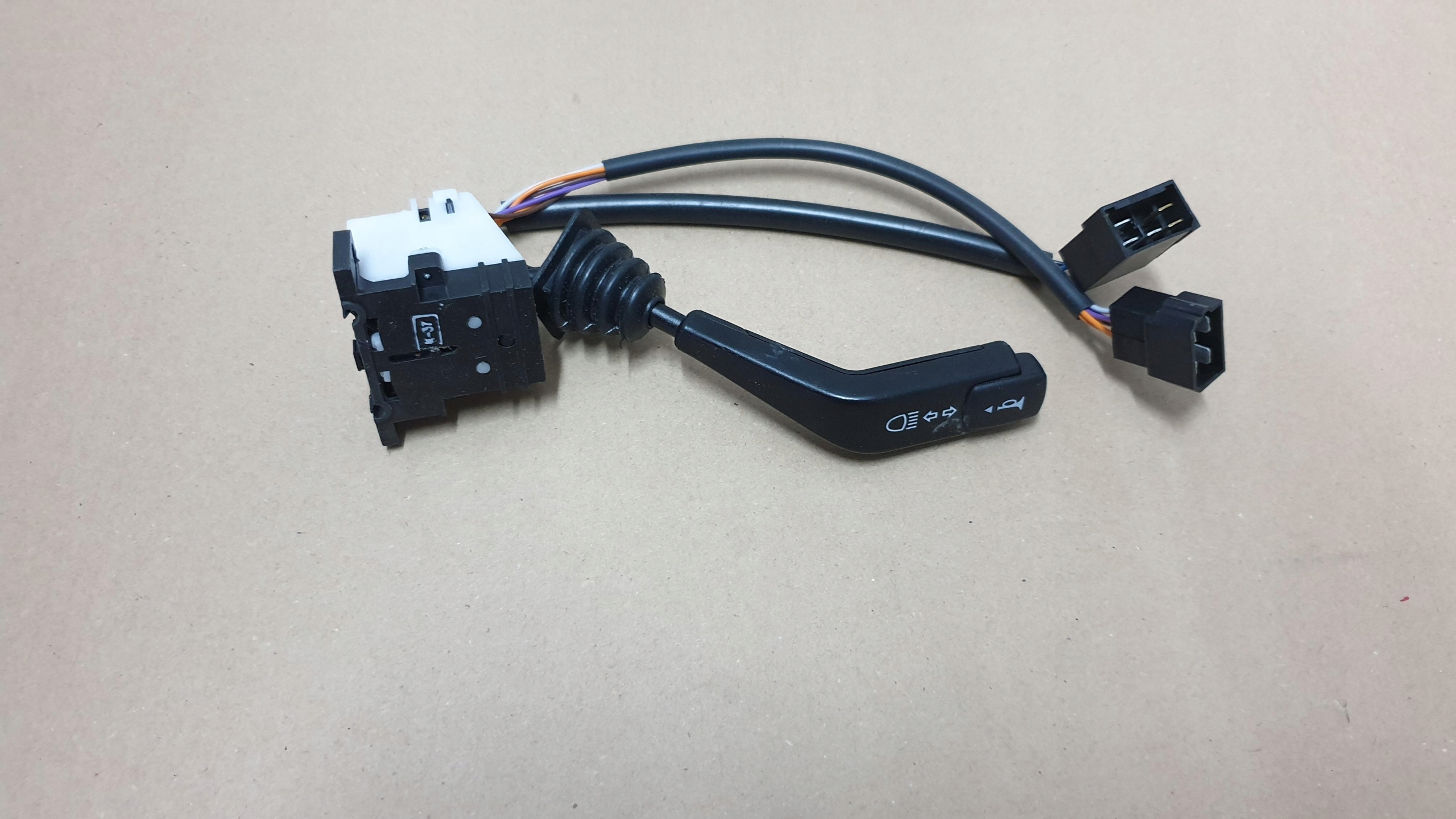 39123769-03 - Вимикач світла новий тип Білорусь оригінал