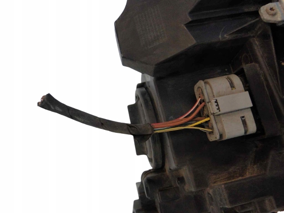 A1668202459 - MERCEDES ML W166 Ксенонова лампа штекер ксенон ILS