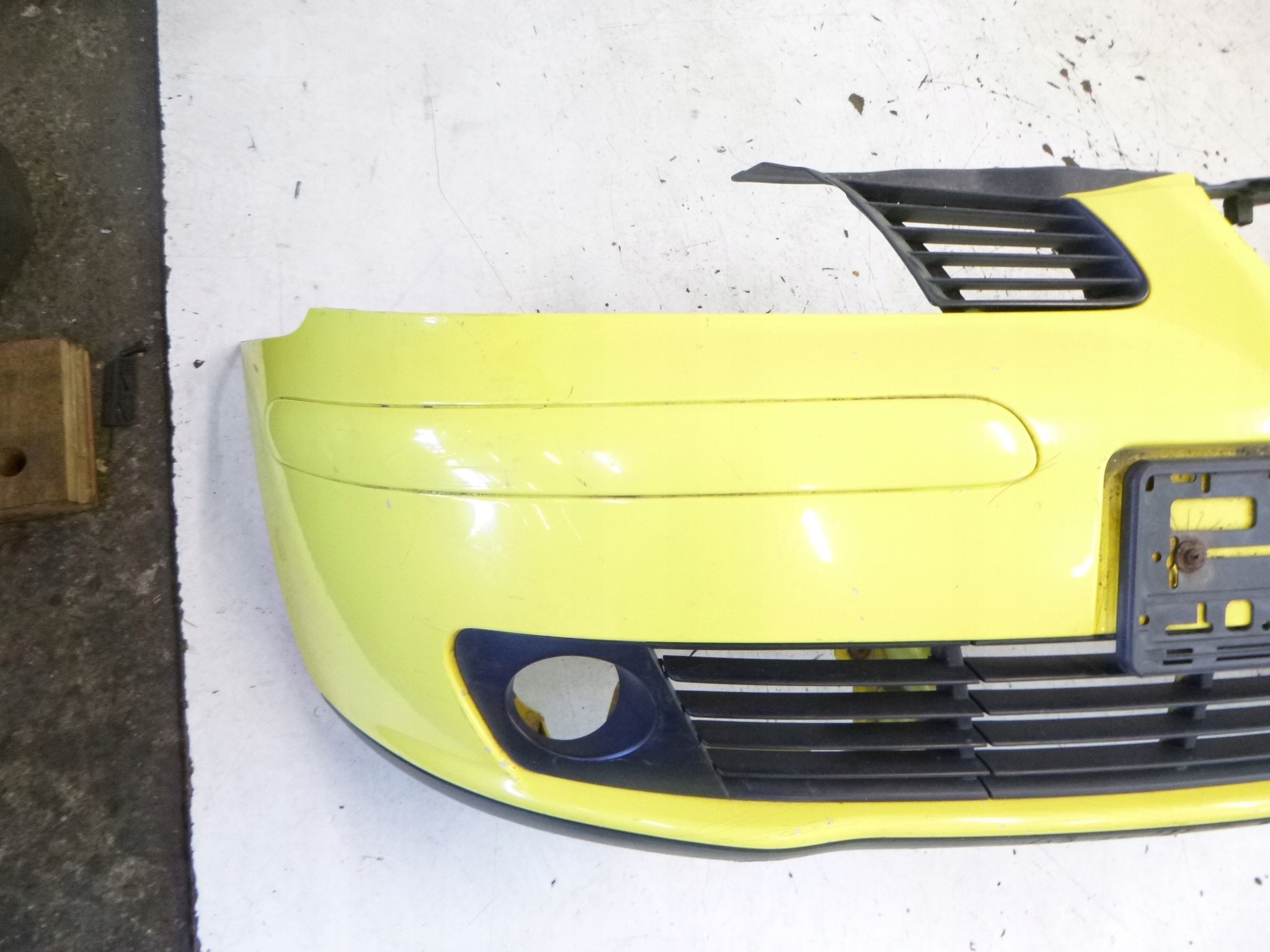 front bumper front Seat Ibiza III L51H 2003r. 6L0 807 221