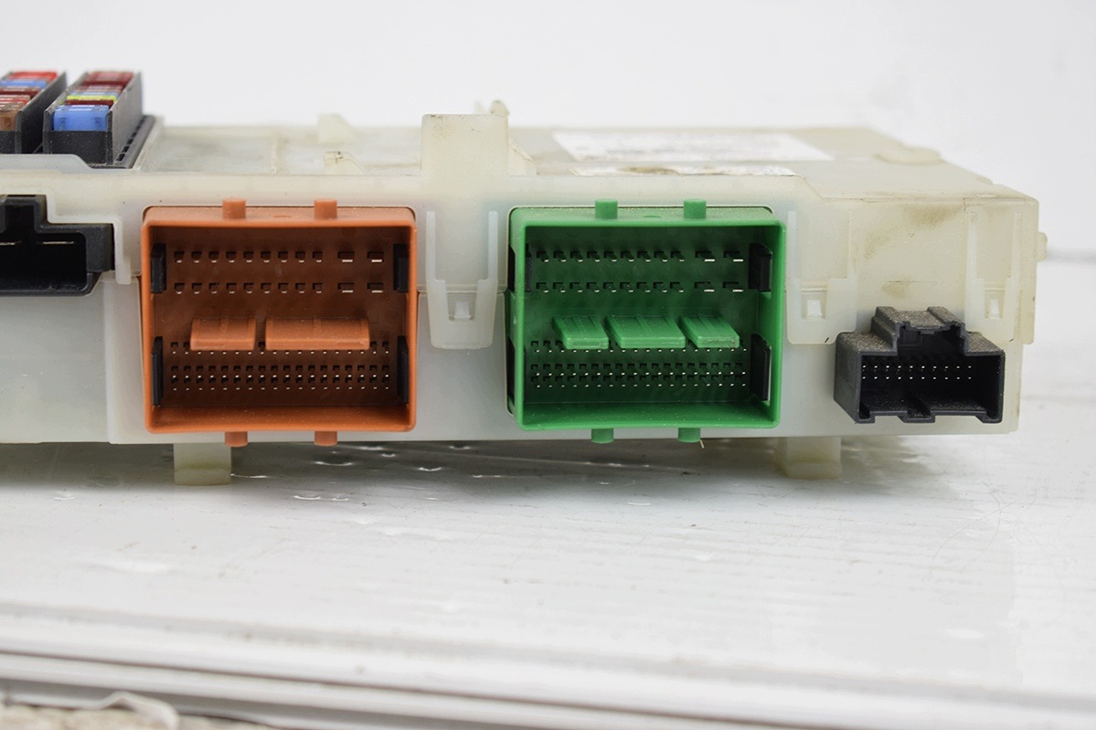 module compartment * BSI FORD 7G9T14A073YC