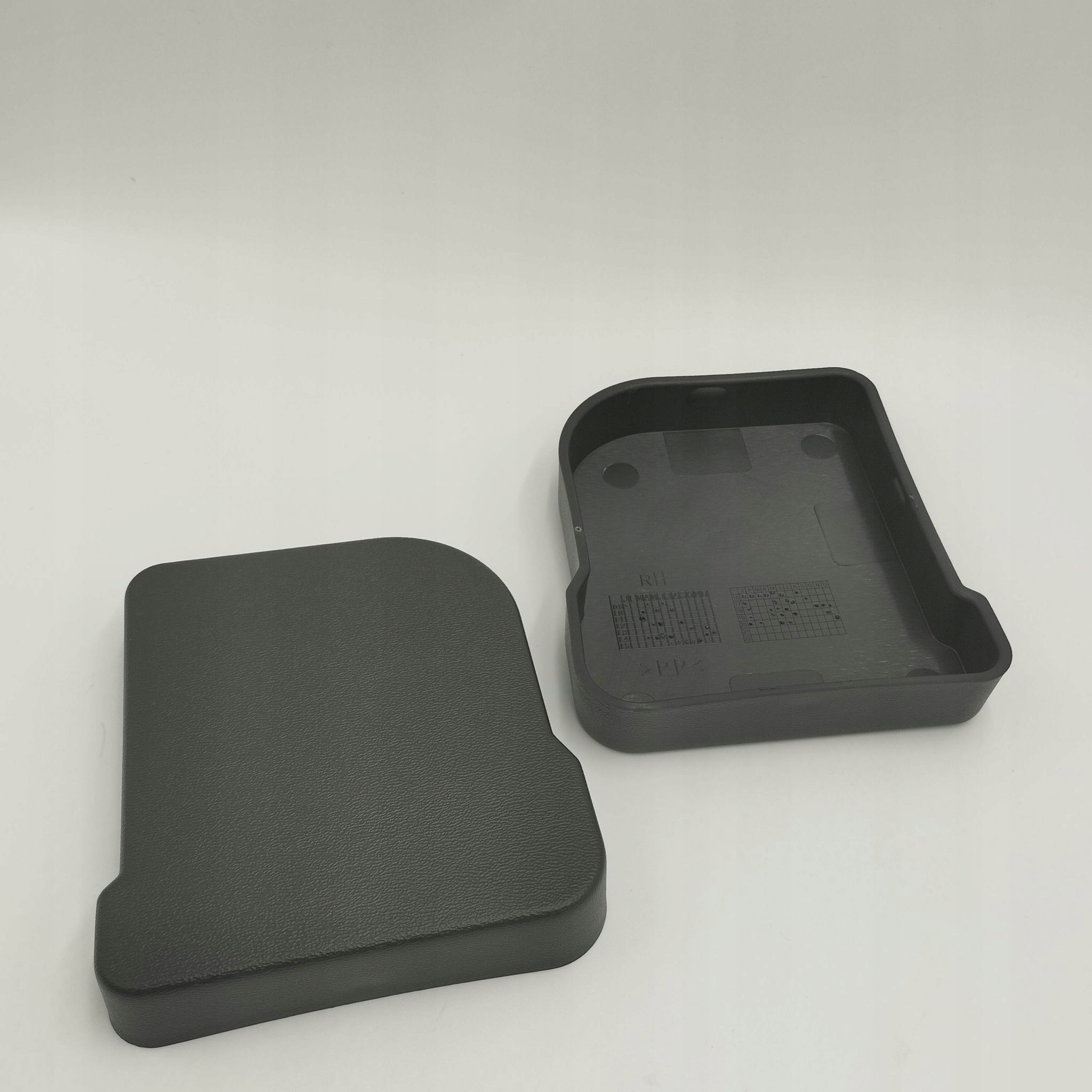 ZASLEPKA ZDERZAKA KOGEL PRAWA NISKA