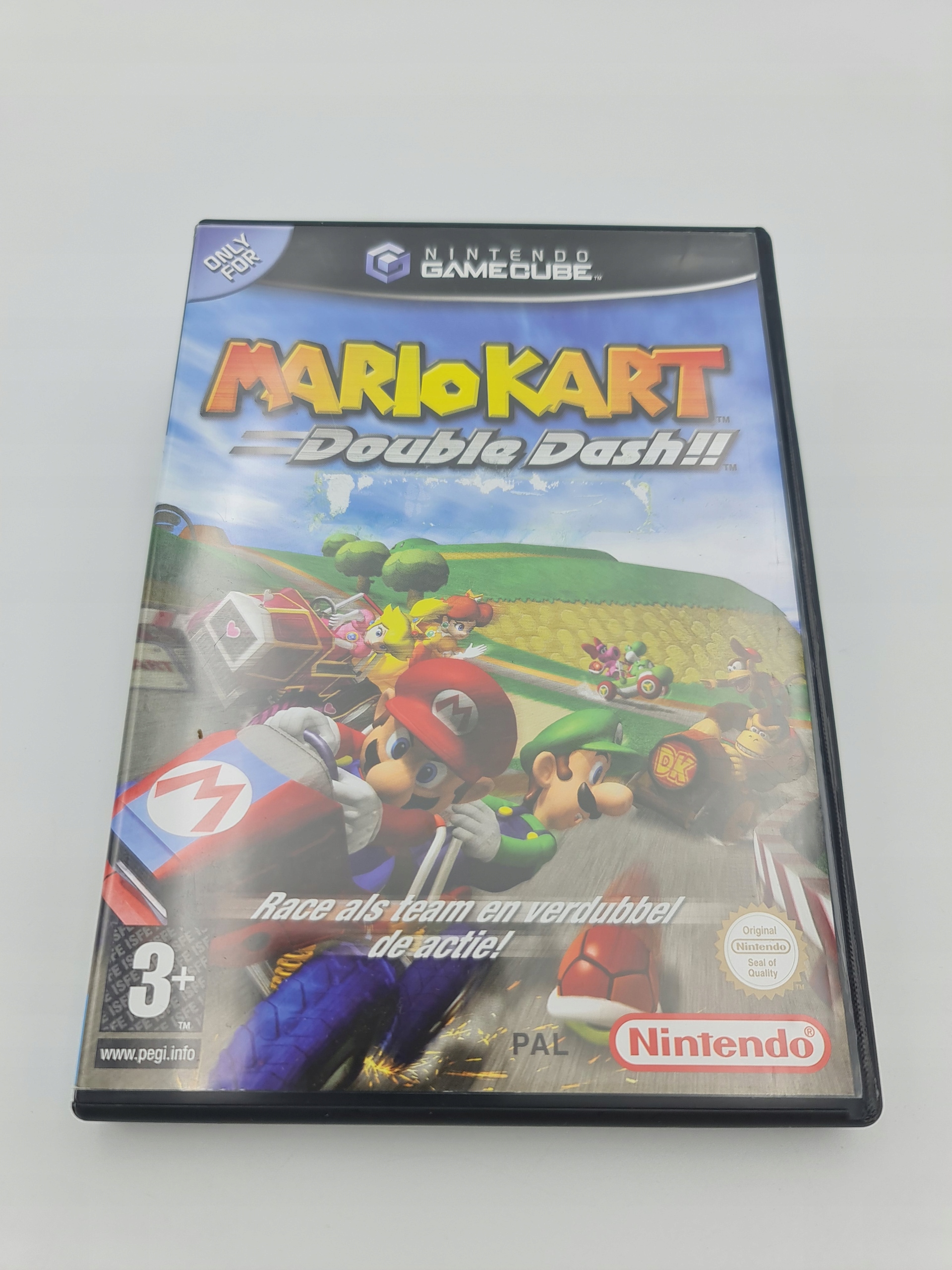 NINTENDO GAMECUBE MARIO KART DOUBLE DASH Tematyka gry akcji