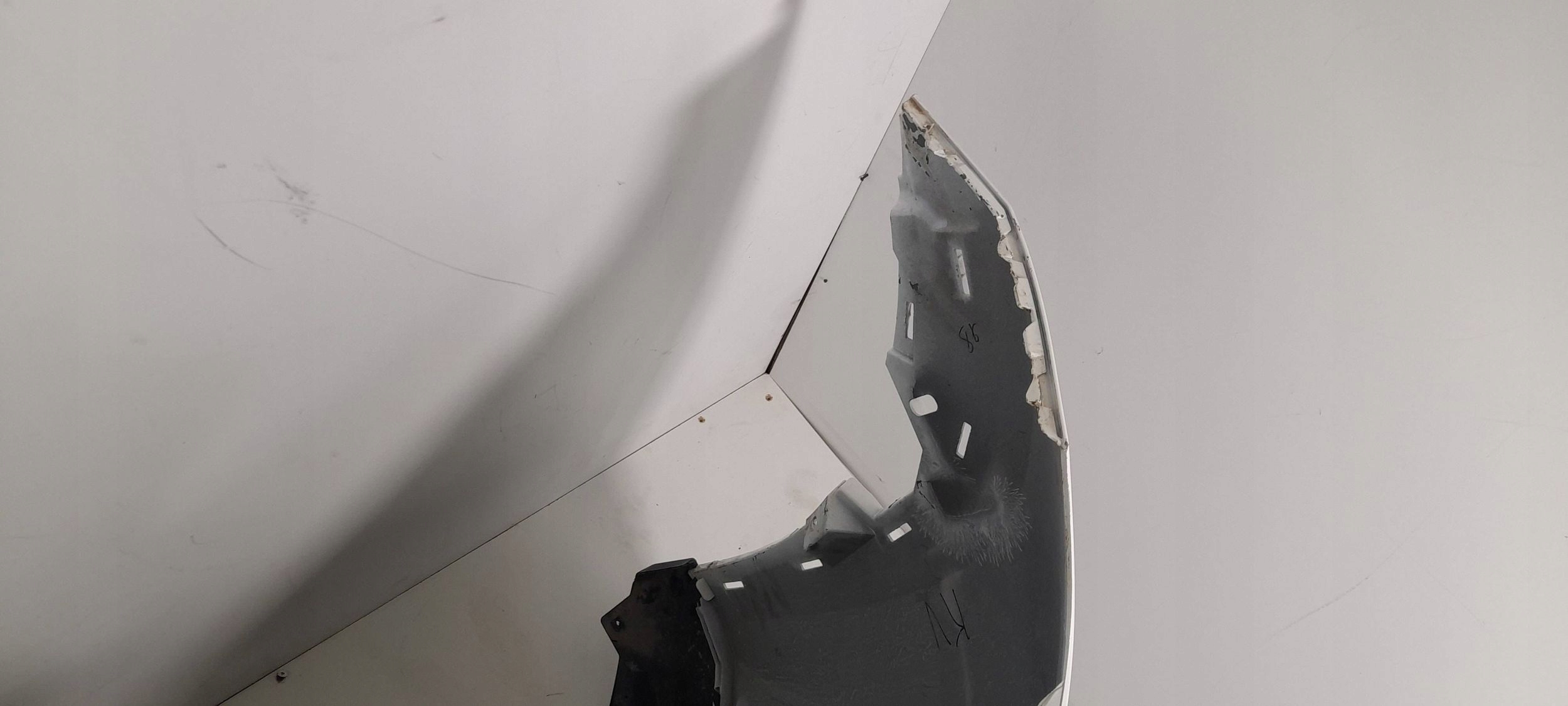 Toyota Aygo X 2024r frontstoßstange 040 (X17)