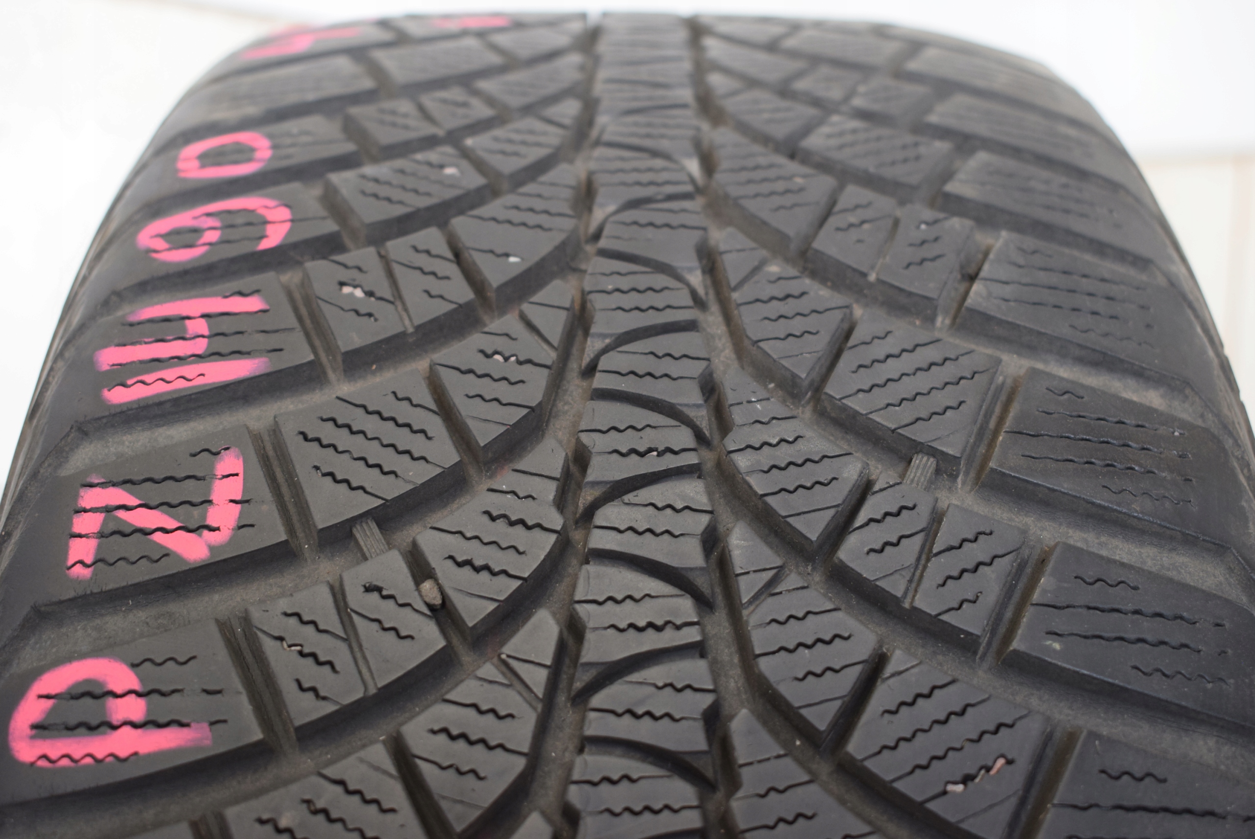 R18 255 45 Kumho Winter Craft WP71 Pojedyncza