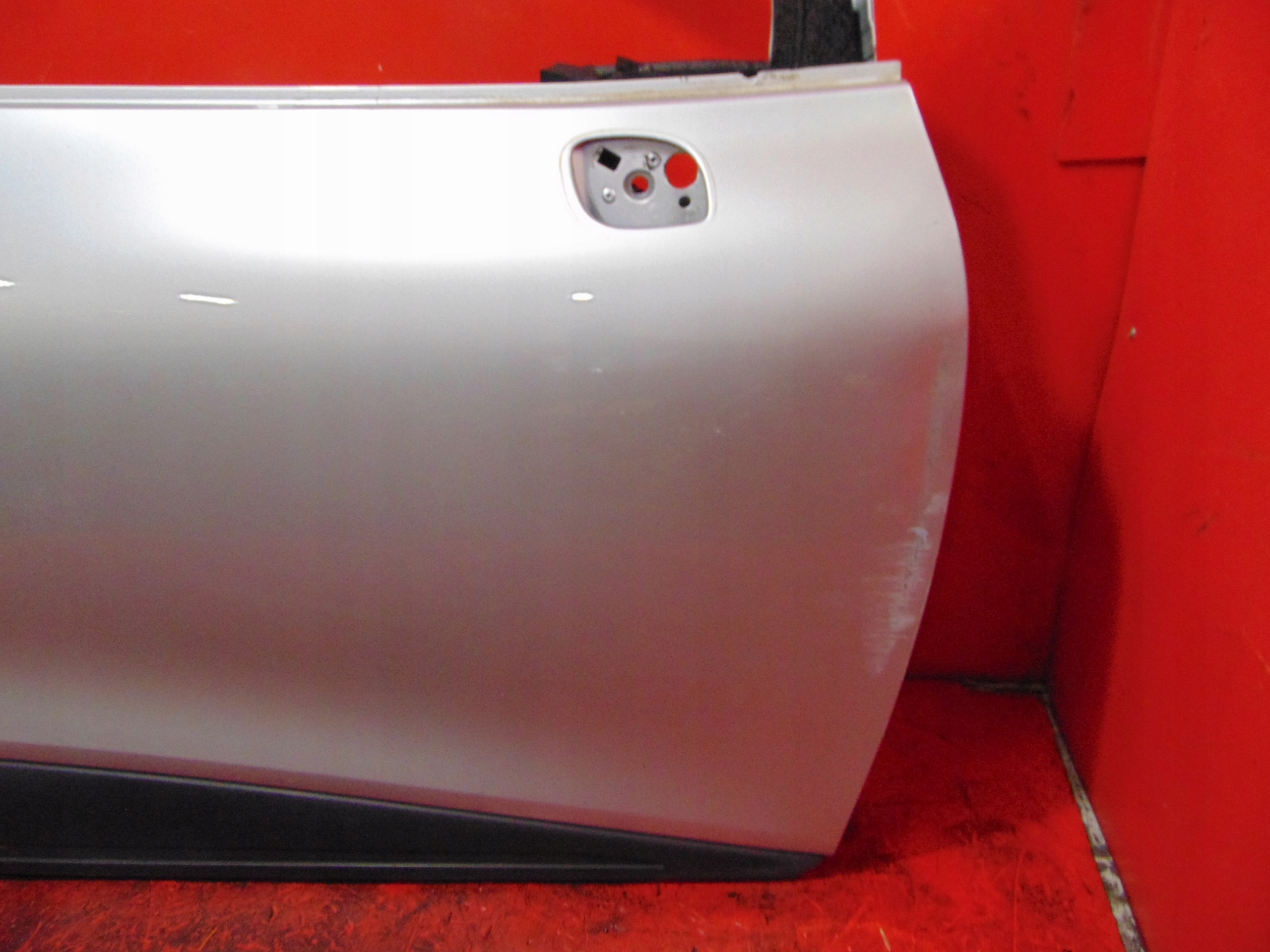RENAULT CLIO 4 IV TED69 door front right silver