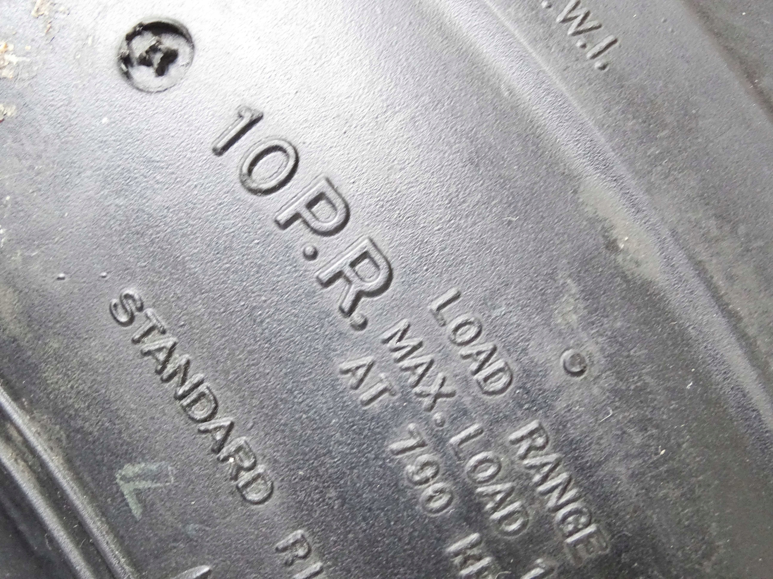 1x CHENG SHIN 6.50-10 NHS 10PR TT 25 KM/H C-352 Model C-352