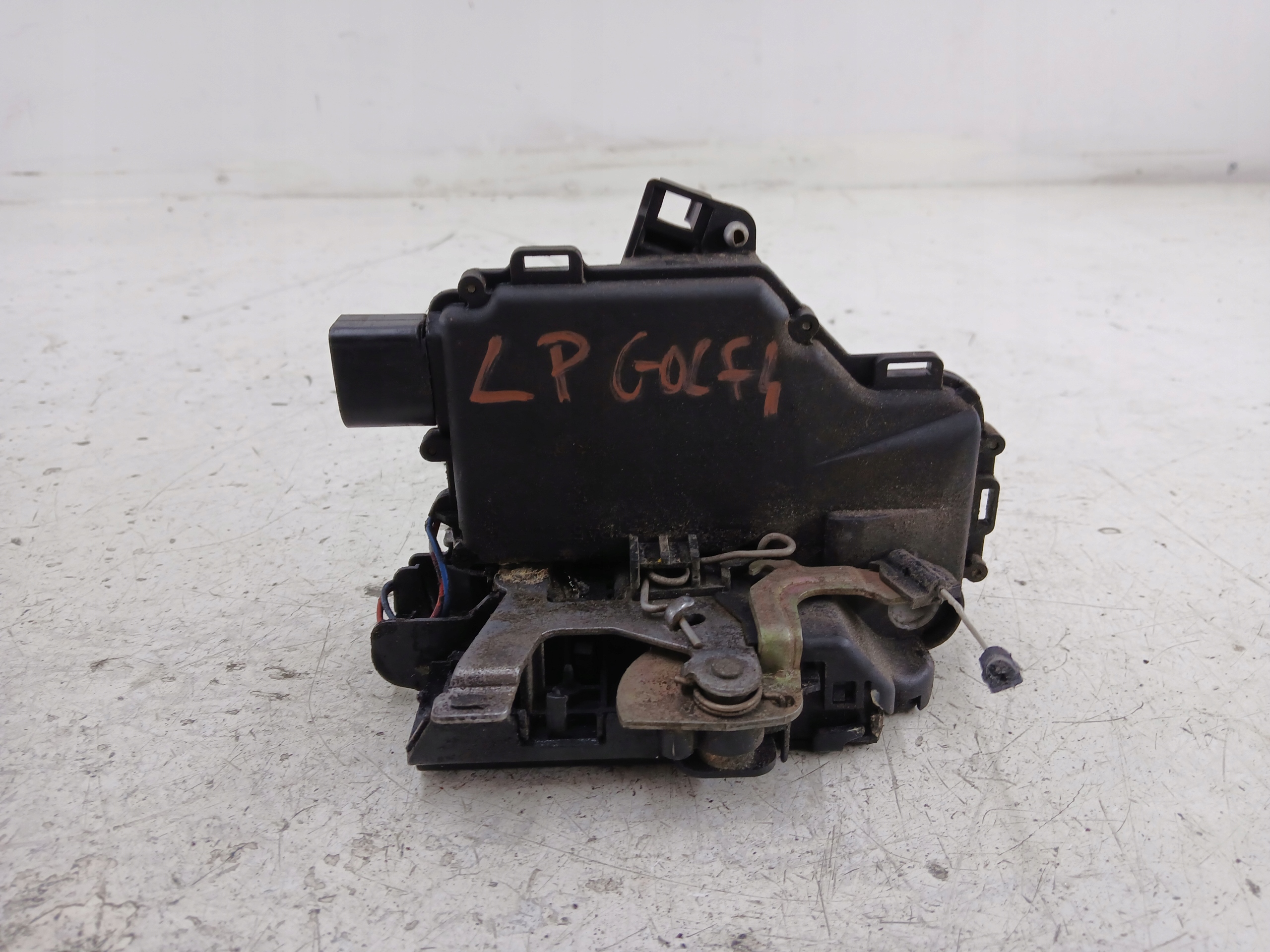VW GOLF IV BORA lock door left front 6X1837013H