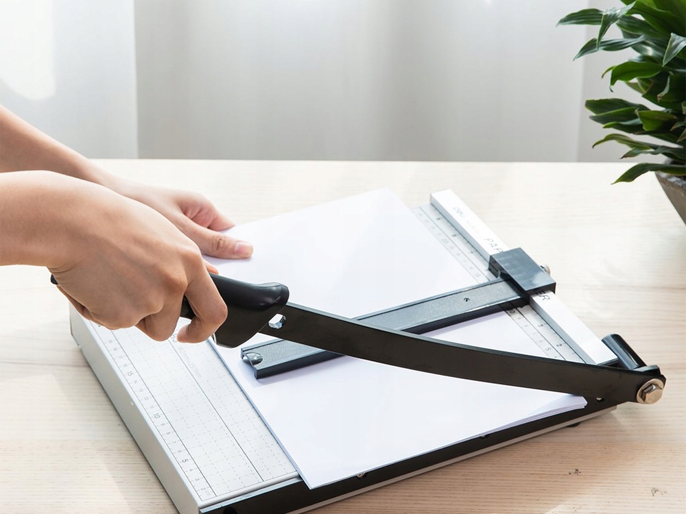 OUTLET GILIOTYNA DO CIĘCIA PAPIERU METALOWA B7-A4 EAN (GTIN) 5907451333457