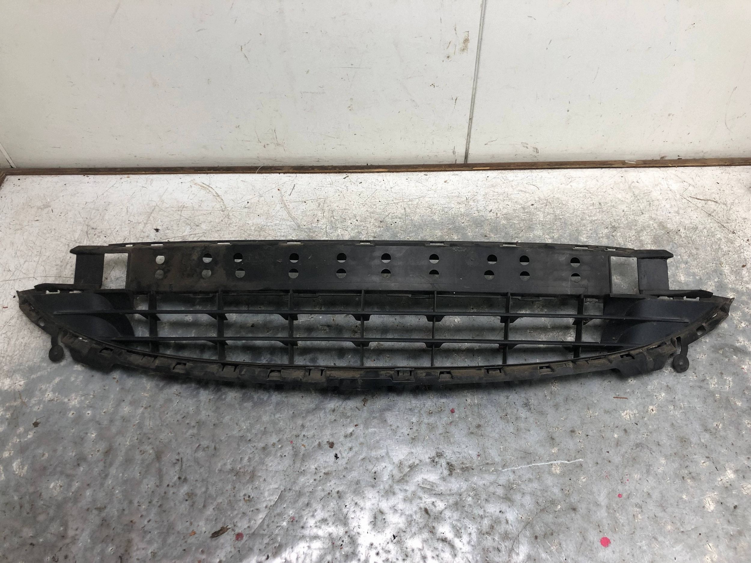 lüftungsgitter der stoßstange mitte PEUGEOT 207 9649581880