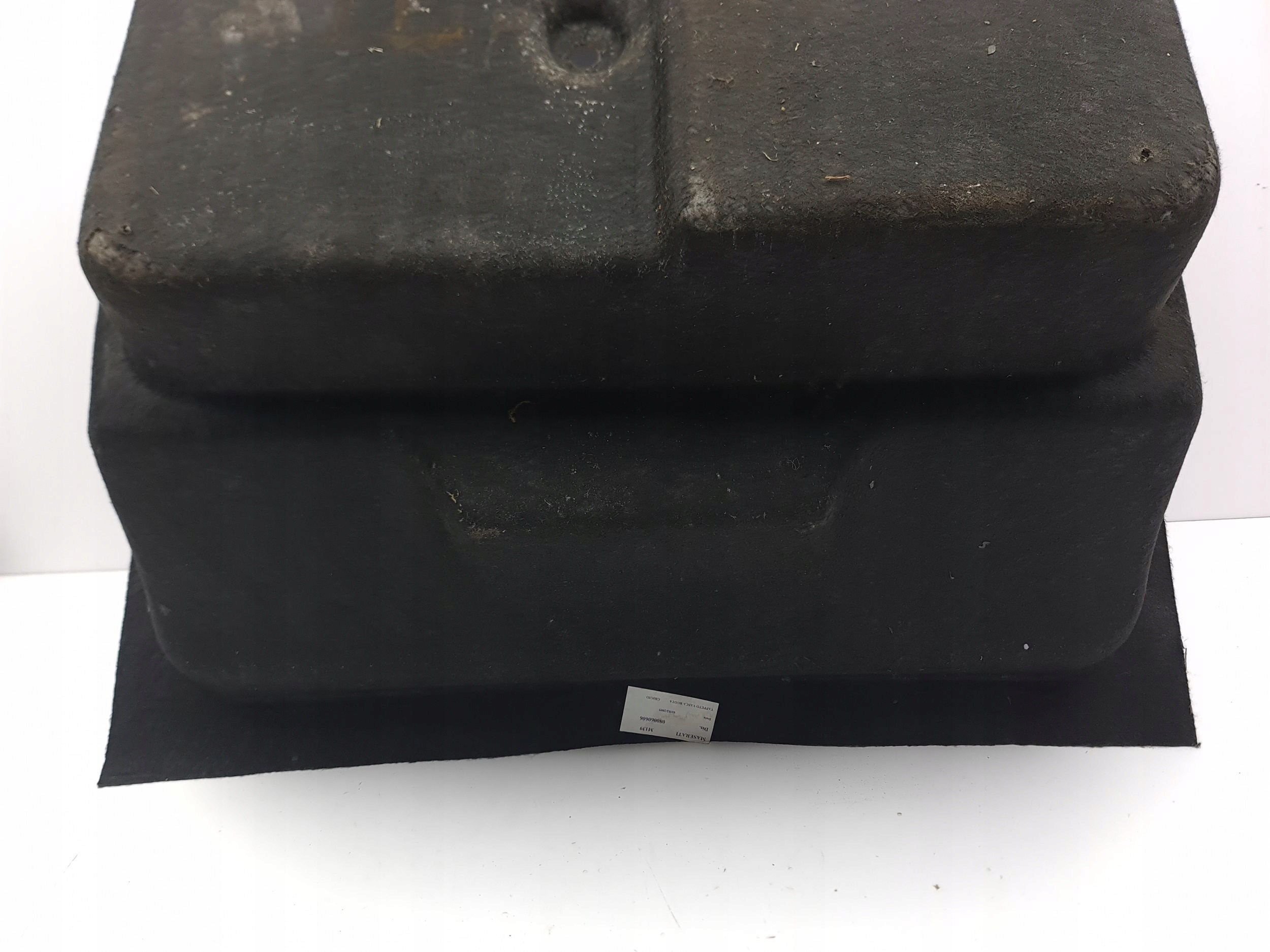 MASERATI QUATTROPORTE 2008 бардачок багажника