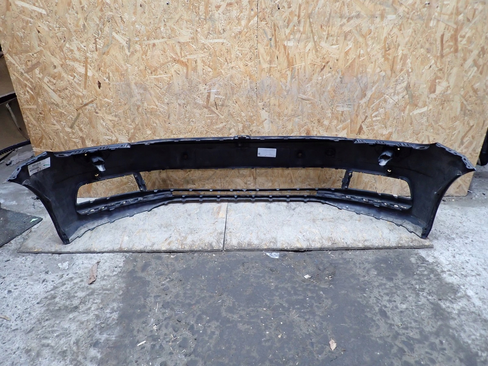 bumper front front VW VOLKSWAGEN TOURAN 5T 5TA 3 III 2015