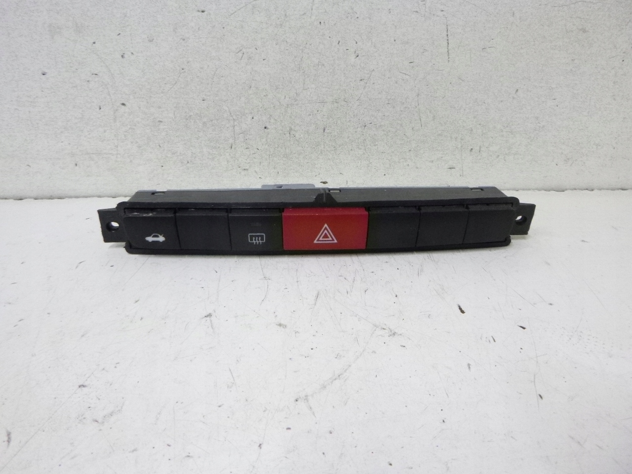 light switch of warning lights Fiat Linea 07-15r.