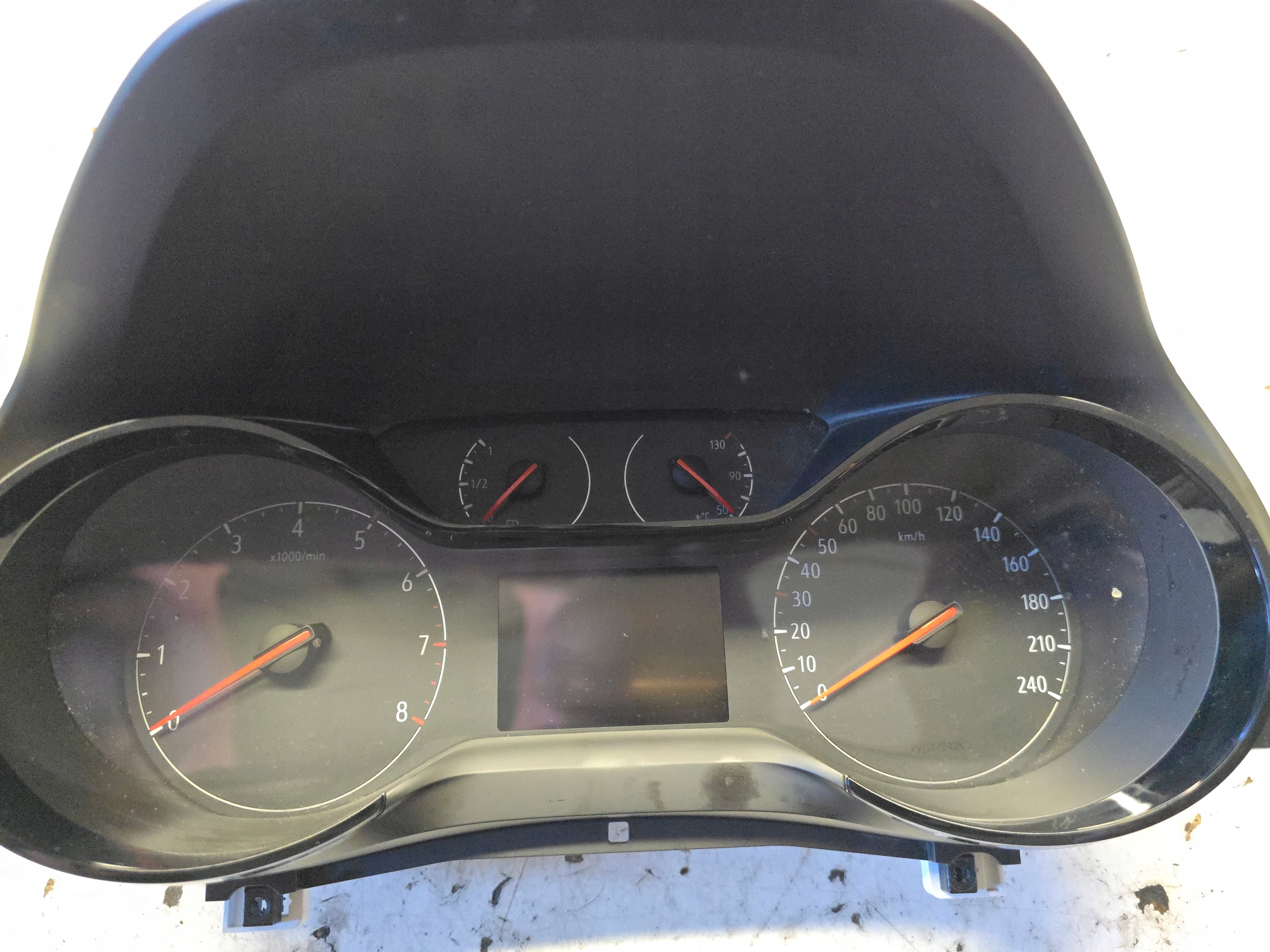 OPEL CORSA F dials dials EUROPA 9831576180