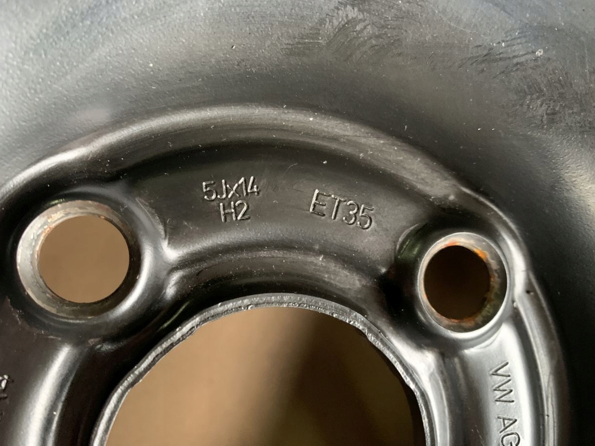 FELGI VW UP SKODA CITIGO SEAT MII 4x100 14'' ET35 Liczba felg w ofercie 4 szt.