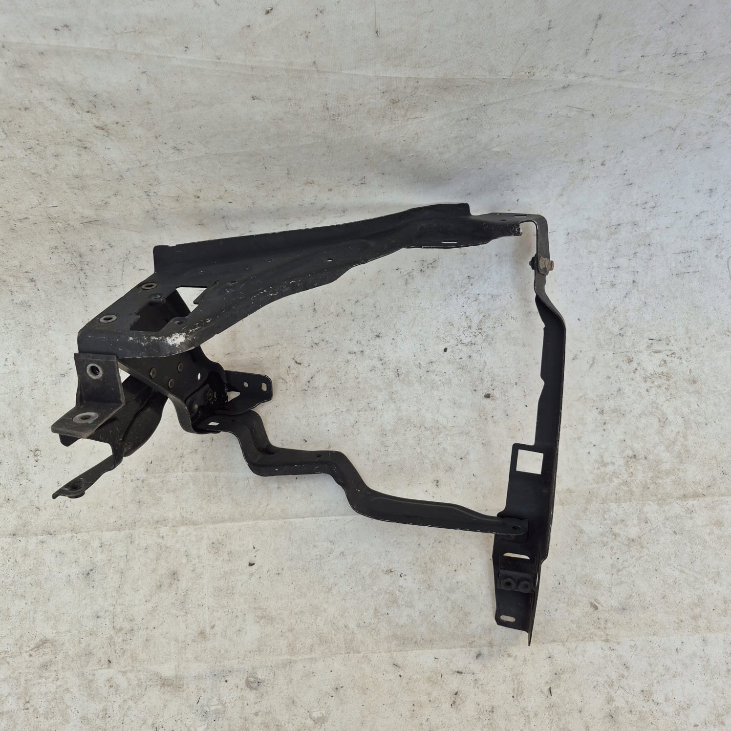 MERCEDES C KLASA W204 OKULAR holder console lights left A204626044