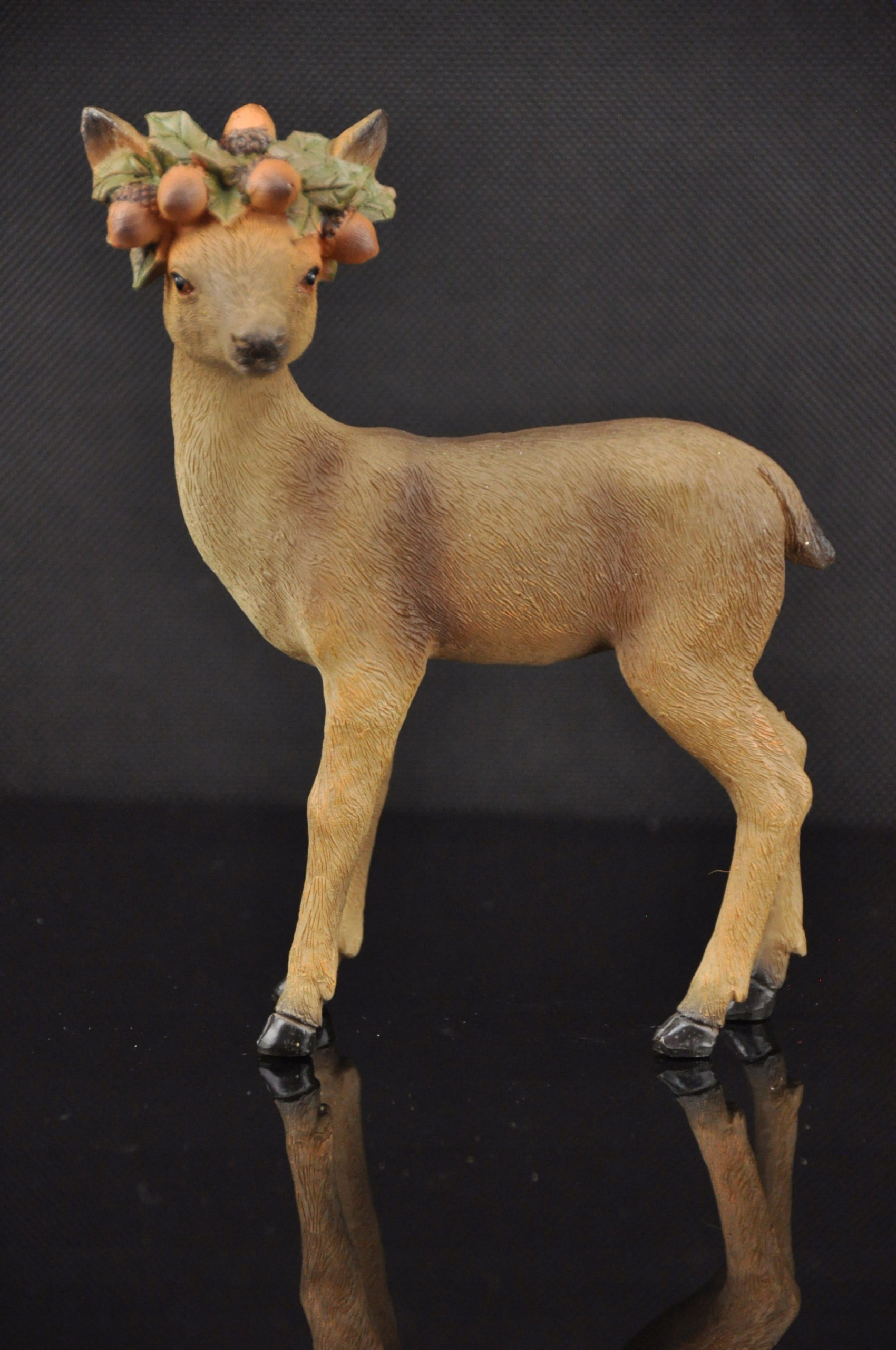 *dekoradom* SARENKA SARNA FIGURKA Marka Dekoradom