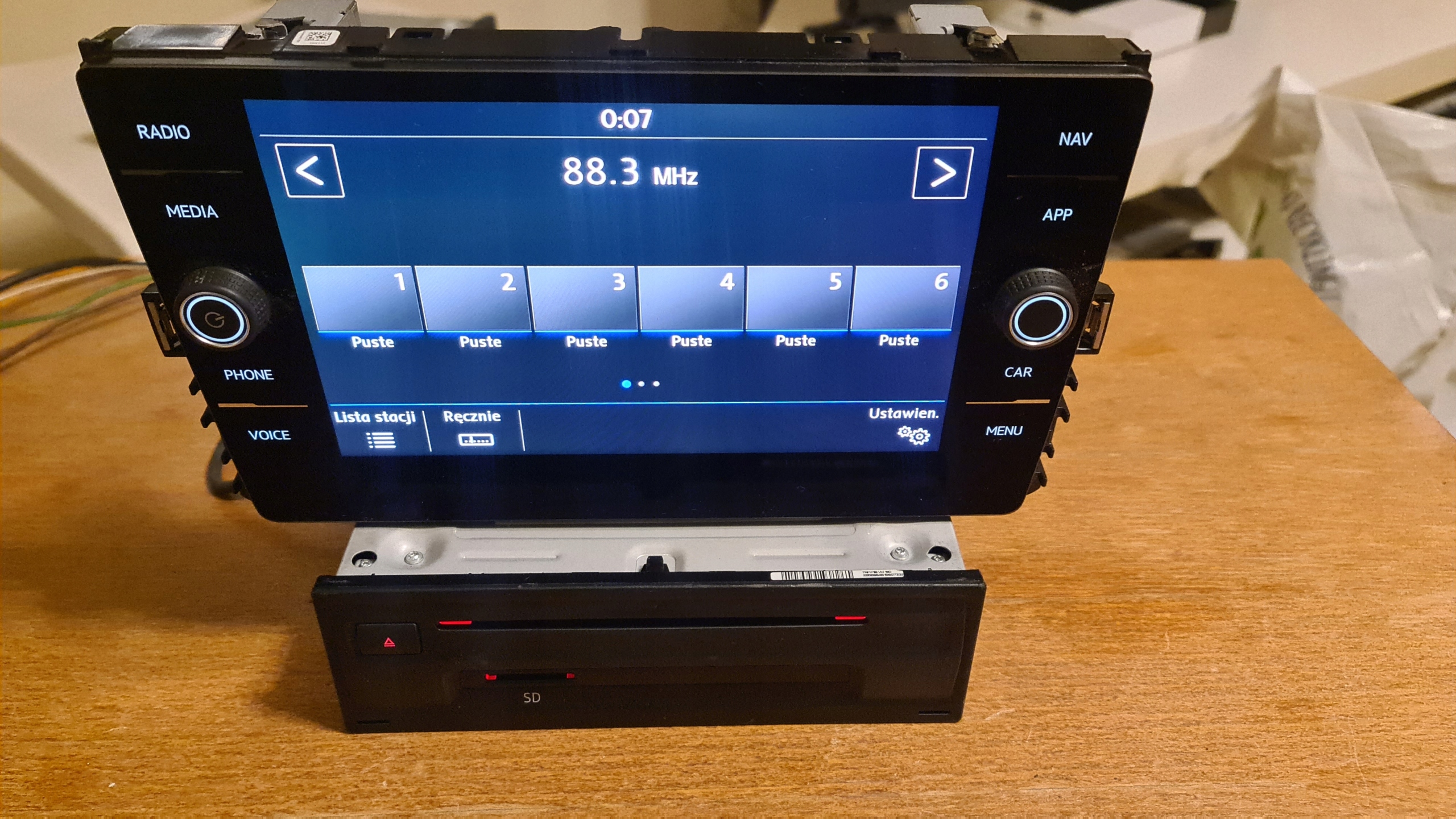 8945cb0a4272b6d32ea257f9a378