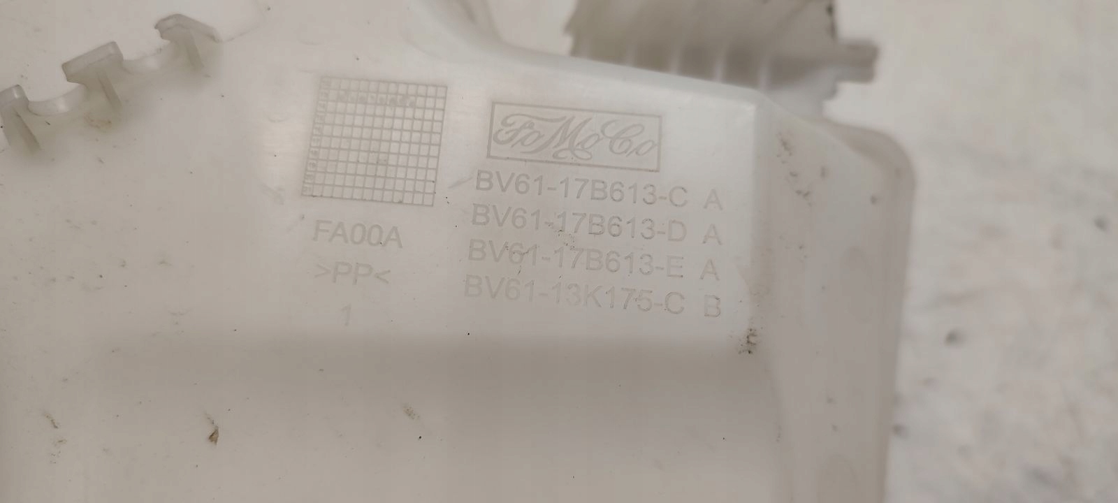 Behälter Spritzdüse Behälter Ford Focus MK3 kombi 1,0 Ecoboost