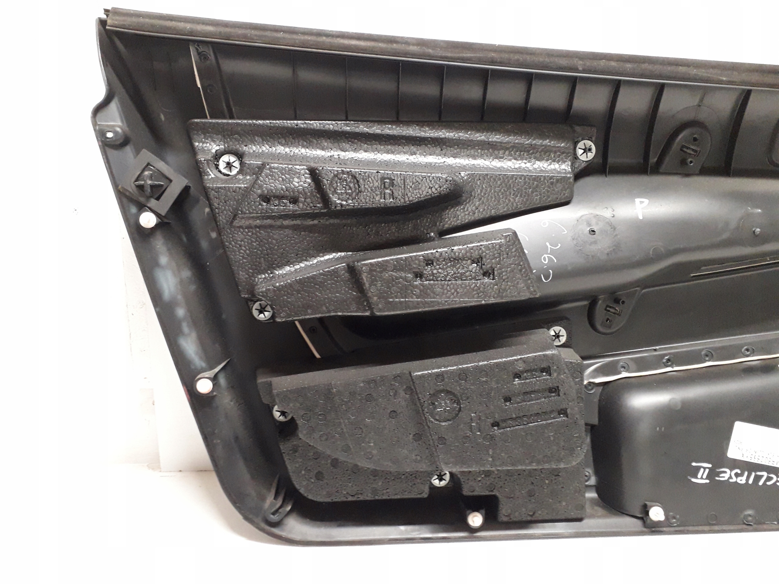 mitsubishi ECLIPSE 3G 99-05 карта дверная обивка правая перед MR602665