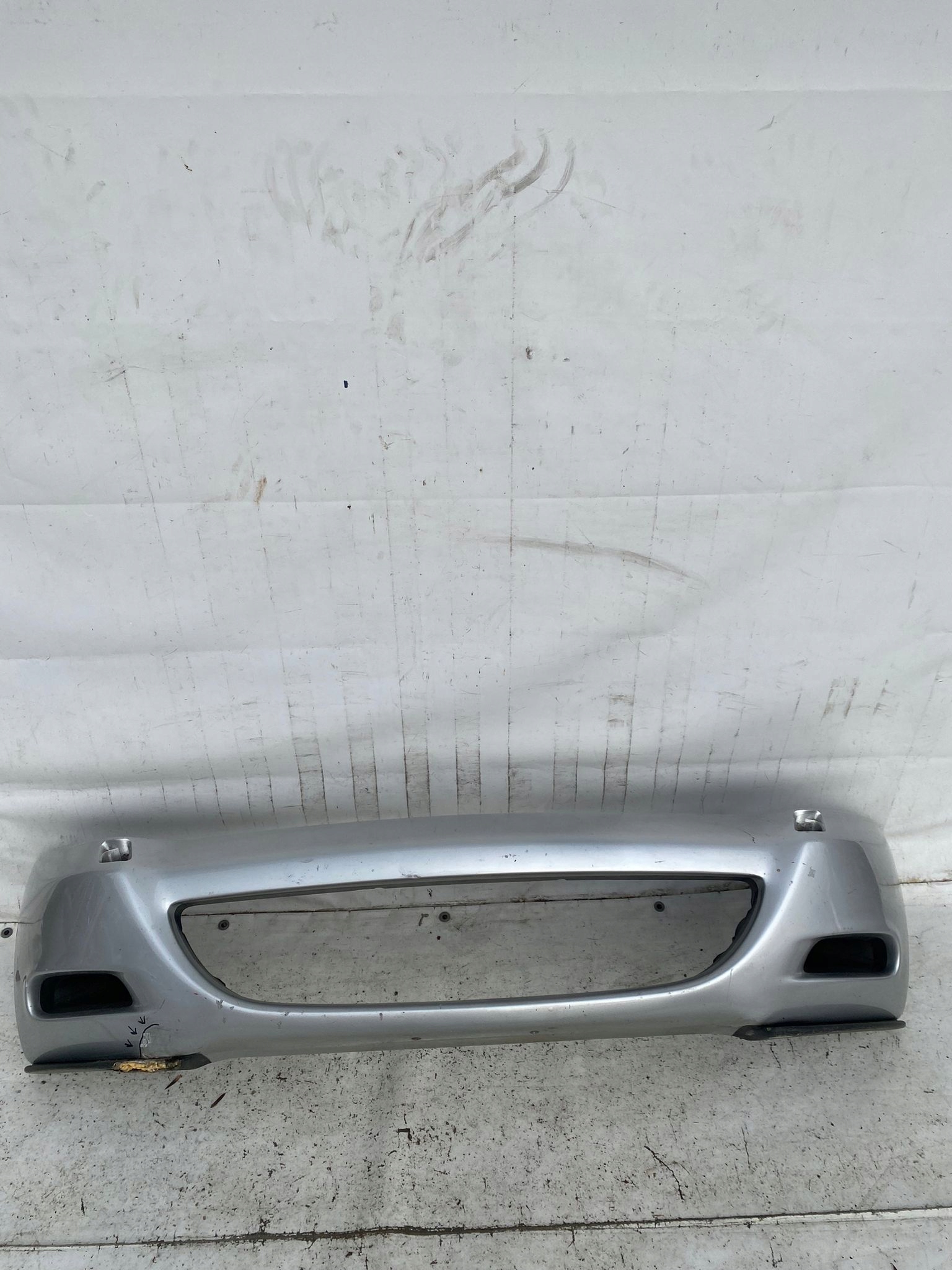 FERRARI 612 SCAGLIETTI F137 ZDERZAK PRZÓD PRZEDNI