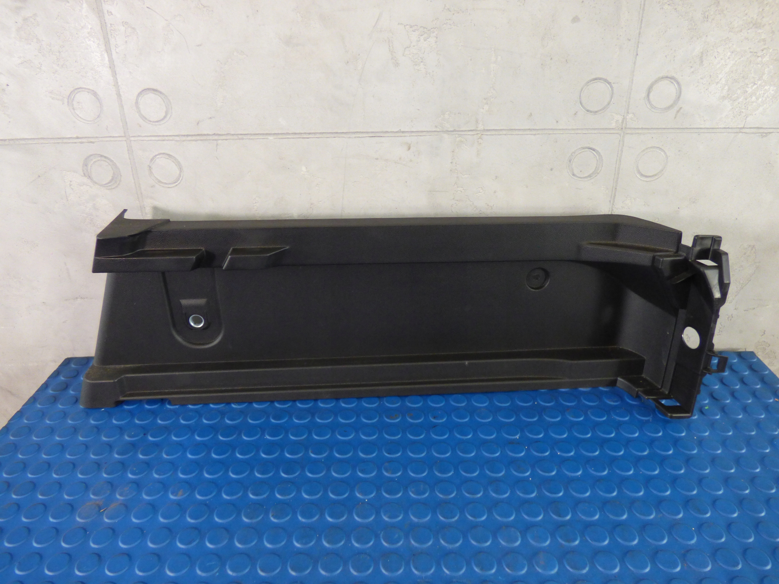 849280868R - бекон багажника правий задній stBDB CAPTUR II