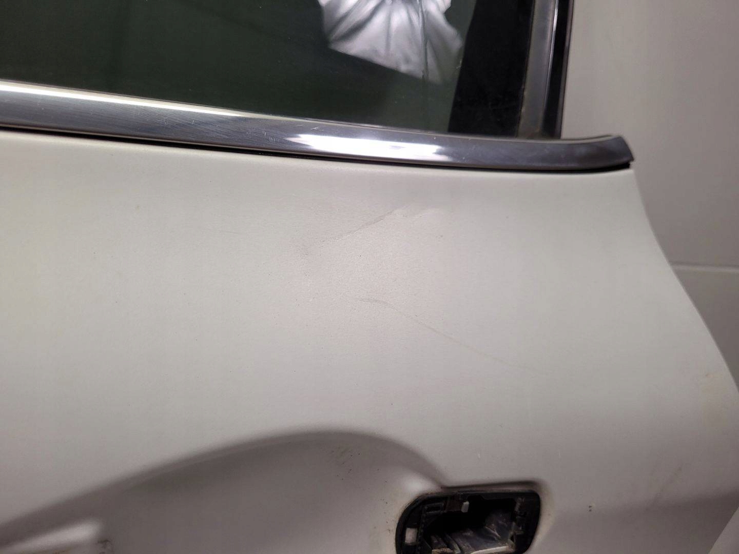 door rear part left side Peugeot 208 2015