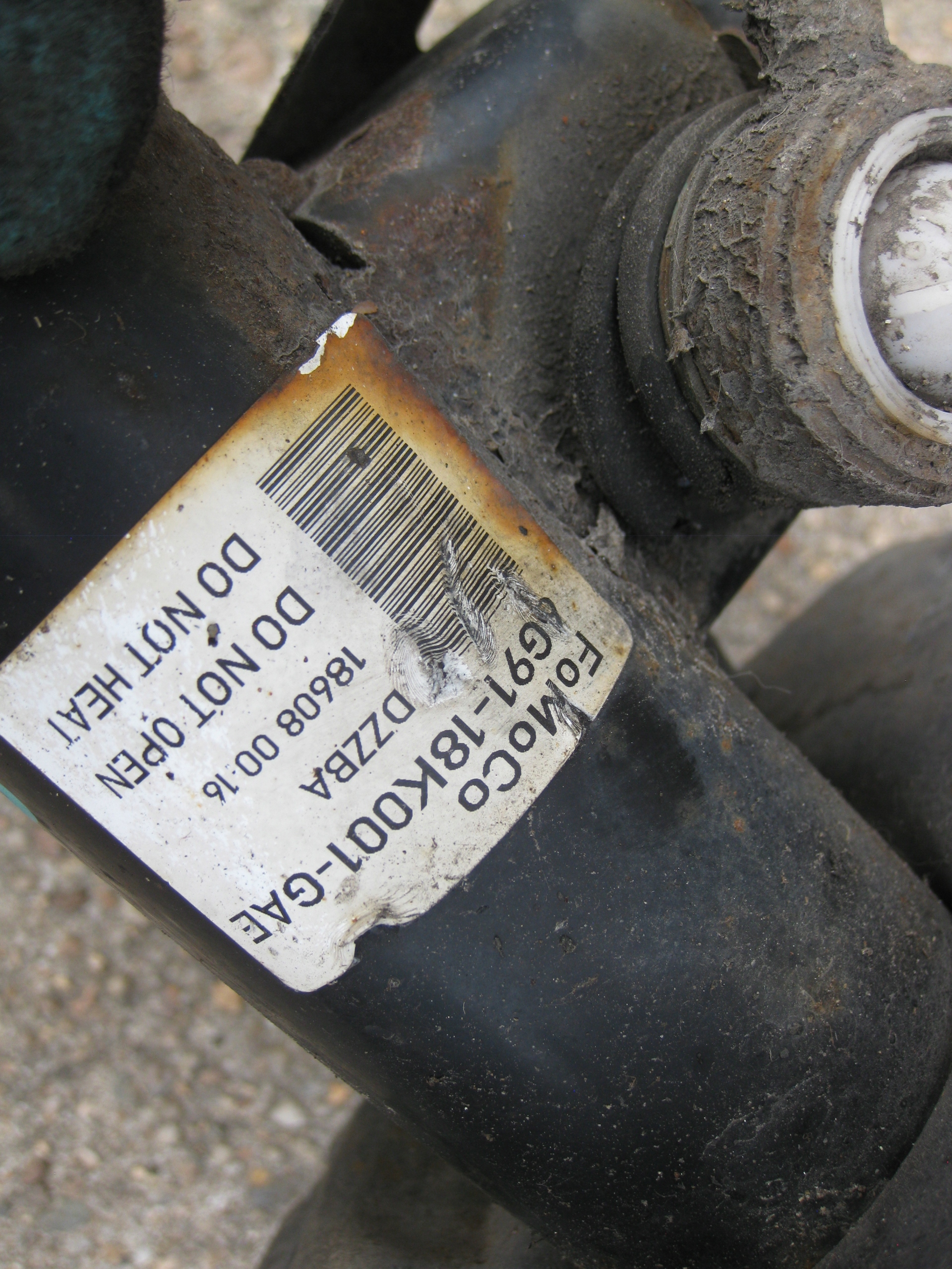 FORD MONDEO MK4 KOMBI 08R MCPHERSON links vorne