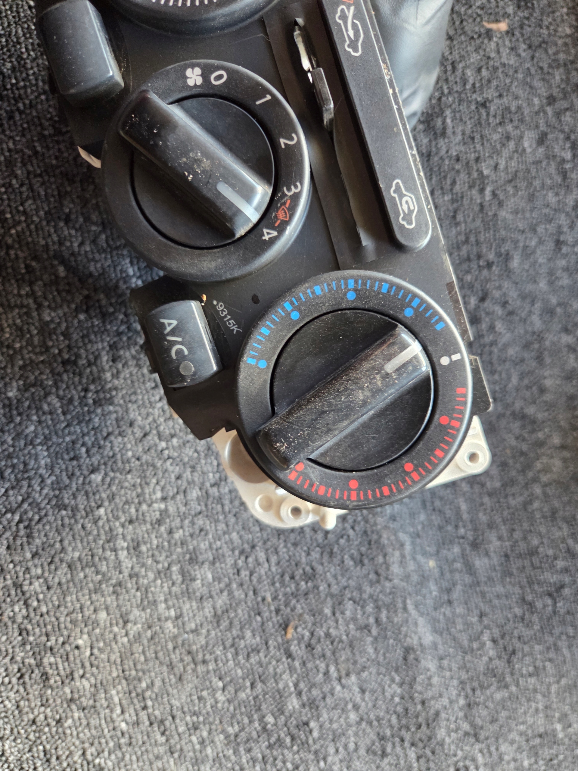 control panel air conditioning devices NISSAN NOTE and