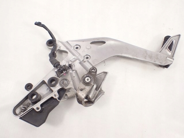 Set P podnozek mocowanie Kawasaki ER 6 13 17 Color silver