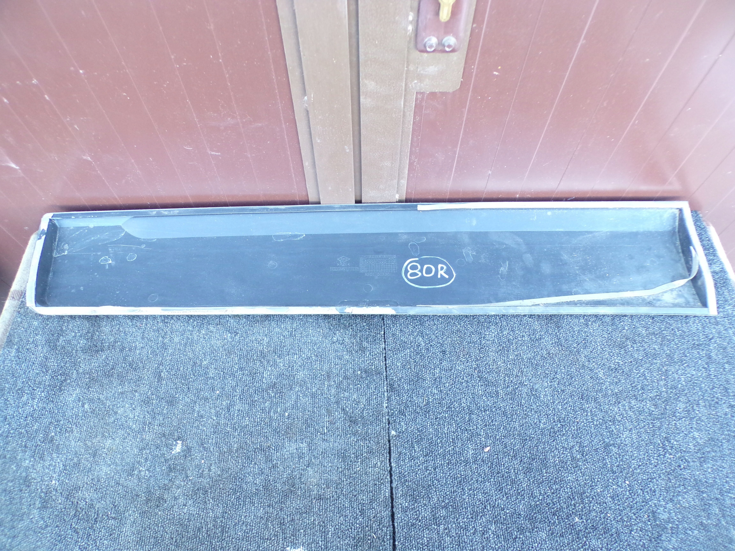 LISTWA DRZWI PRAWY PRZÓD 8201700230 DUSTER II Typ samochodu Samochody osobowe