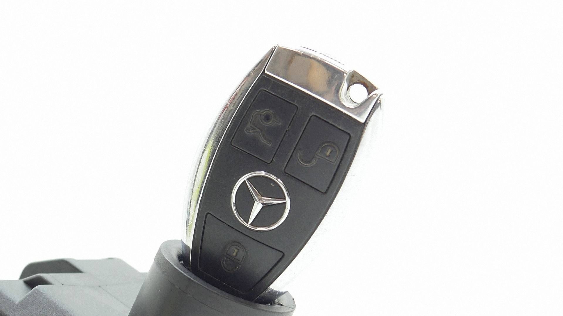 ignition key player MERCEDES A W176 A2469055501