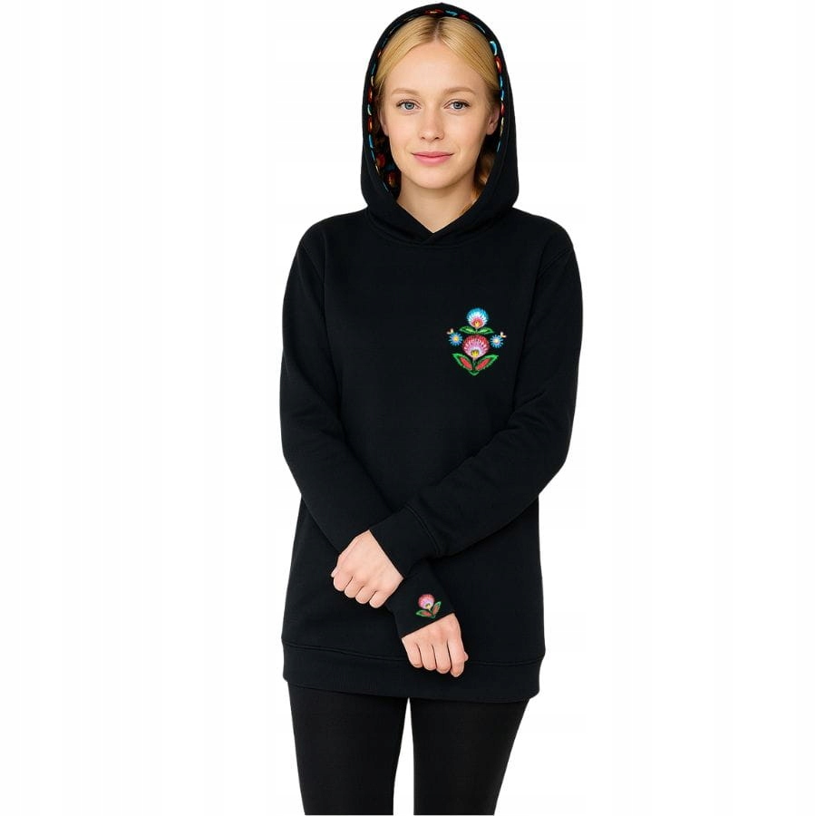 Černá mikina s rybářskou výšivkou a barevným vnitřkem kapuce
