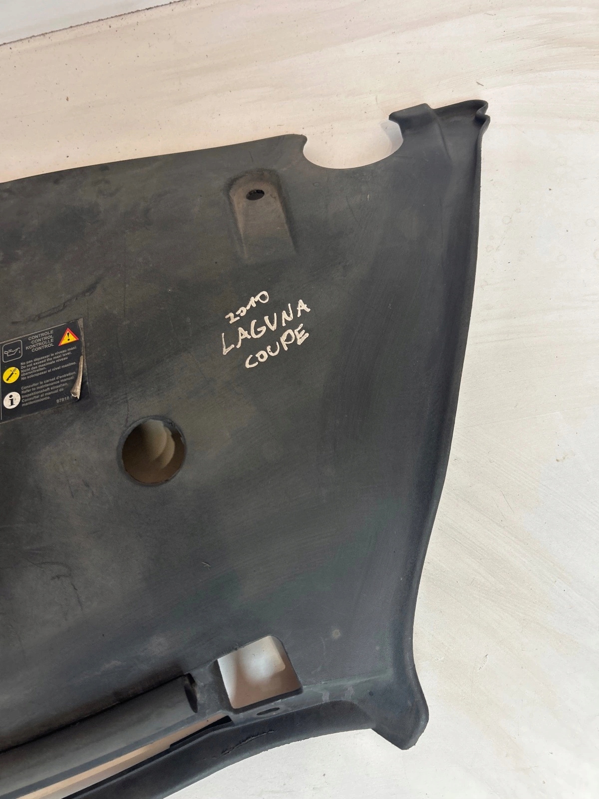 kryt Horn stěny předního Renault Laguna III Coupe