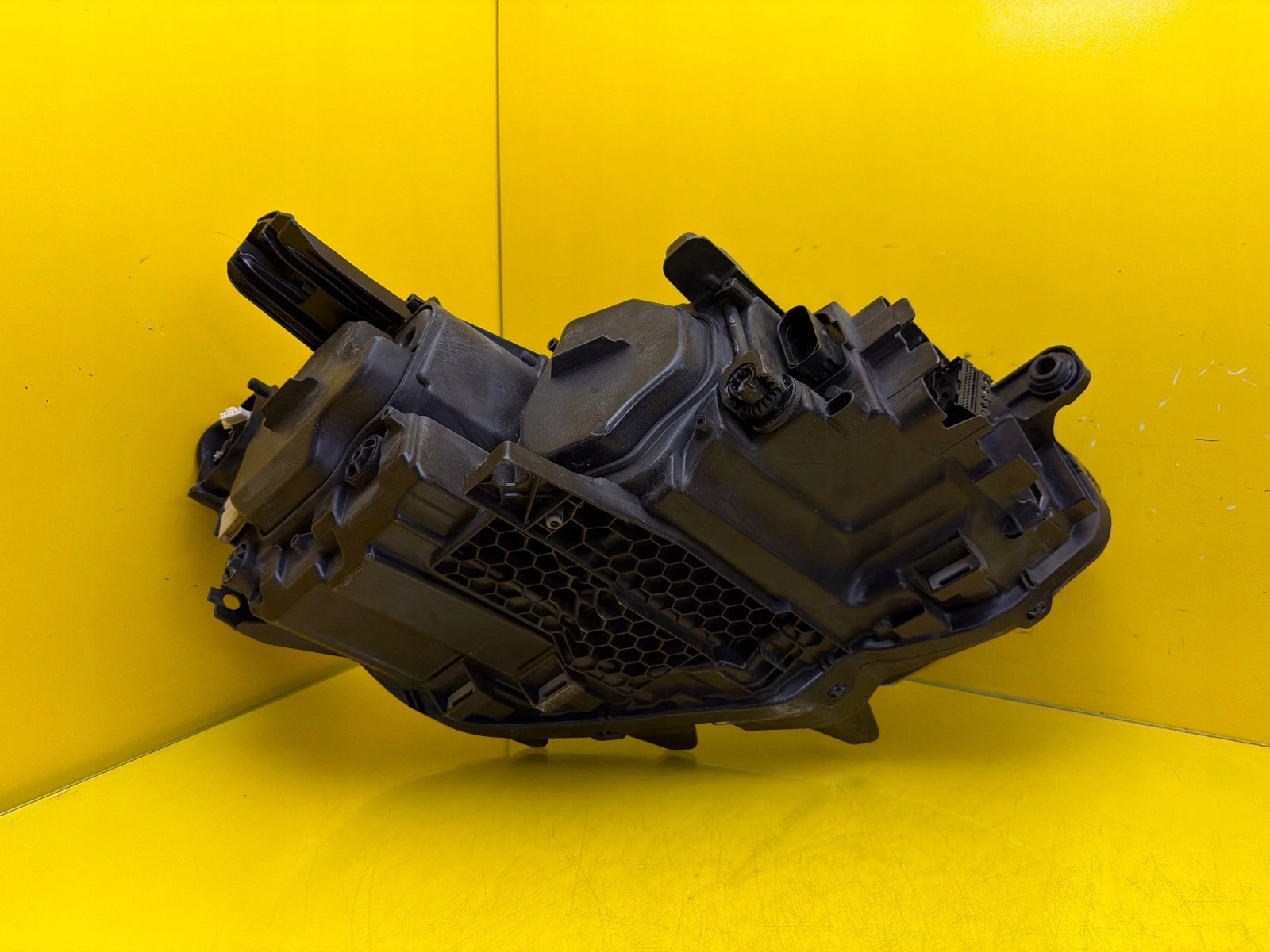 light left VW Passat B8 Full Led 3G1941081P