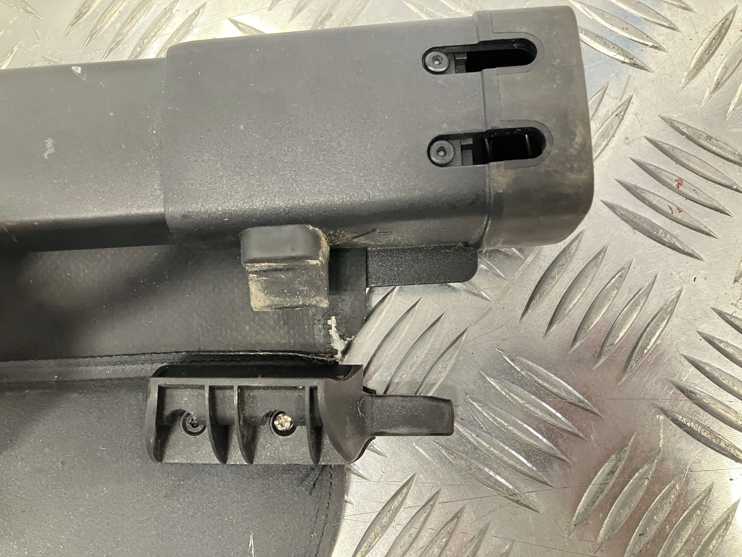 ролета багажника MERCEDES X253