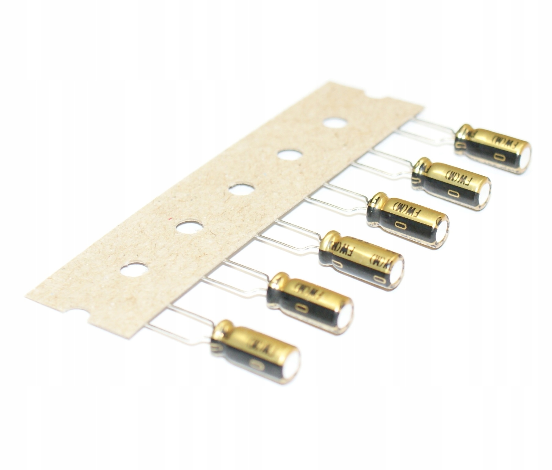 

Nichicon Fw 2,2uF/50V Do Audio 6 sztuk (#724)