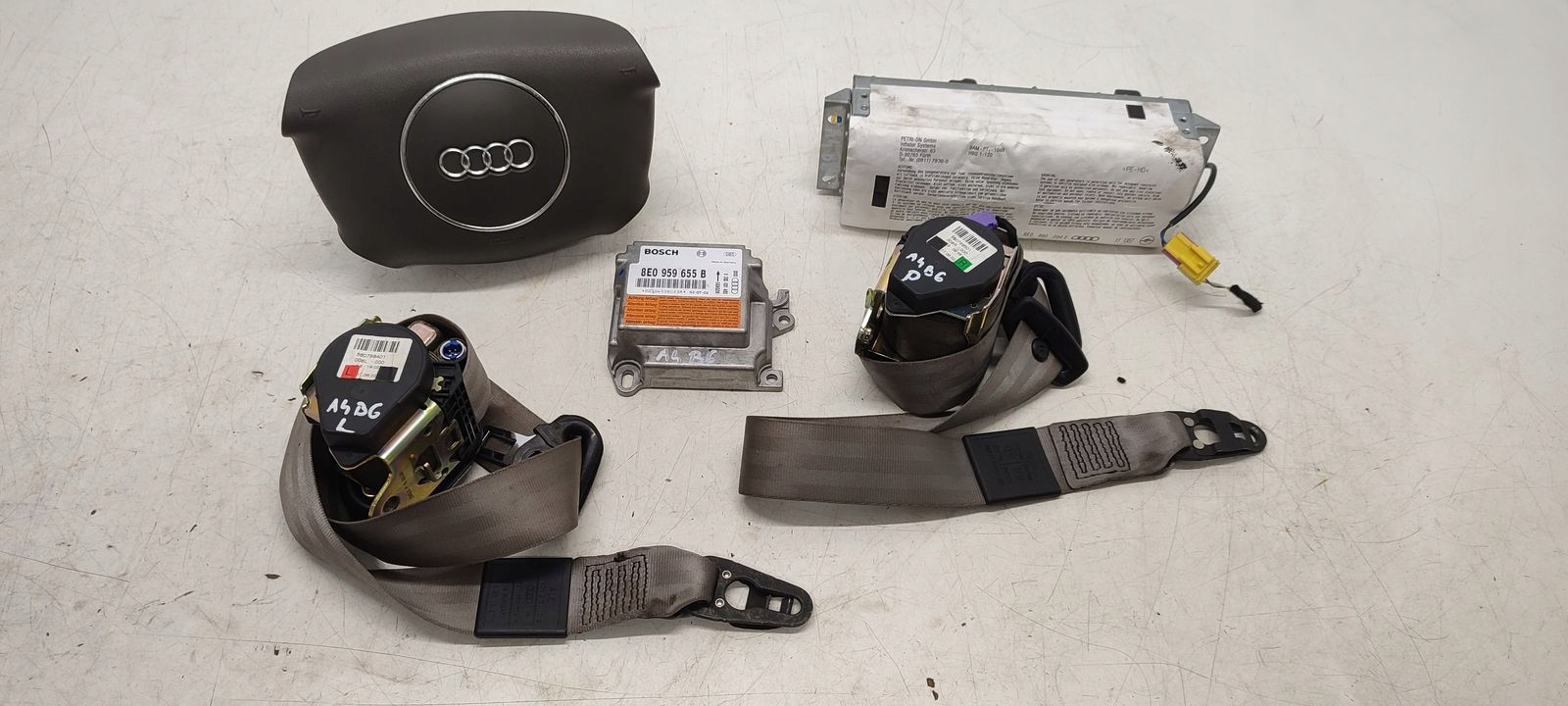 Airbags air bag Gurten sensor Audi A4 B6