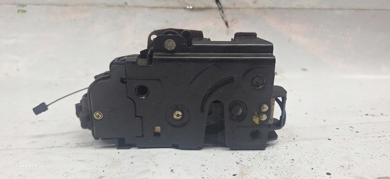 lock door VW PASSAT B5 D3B2837016A
