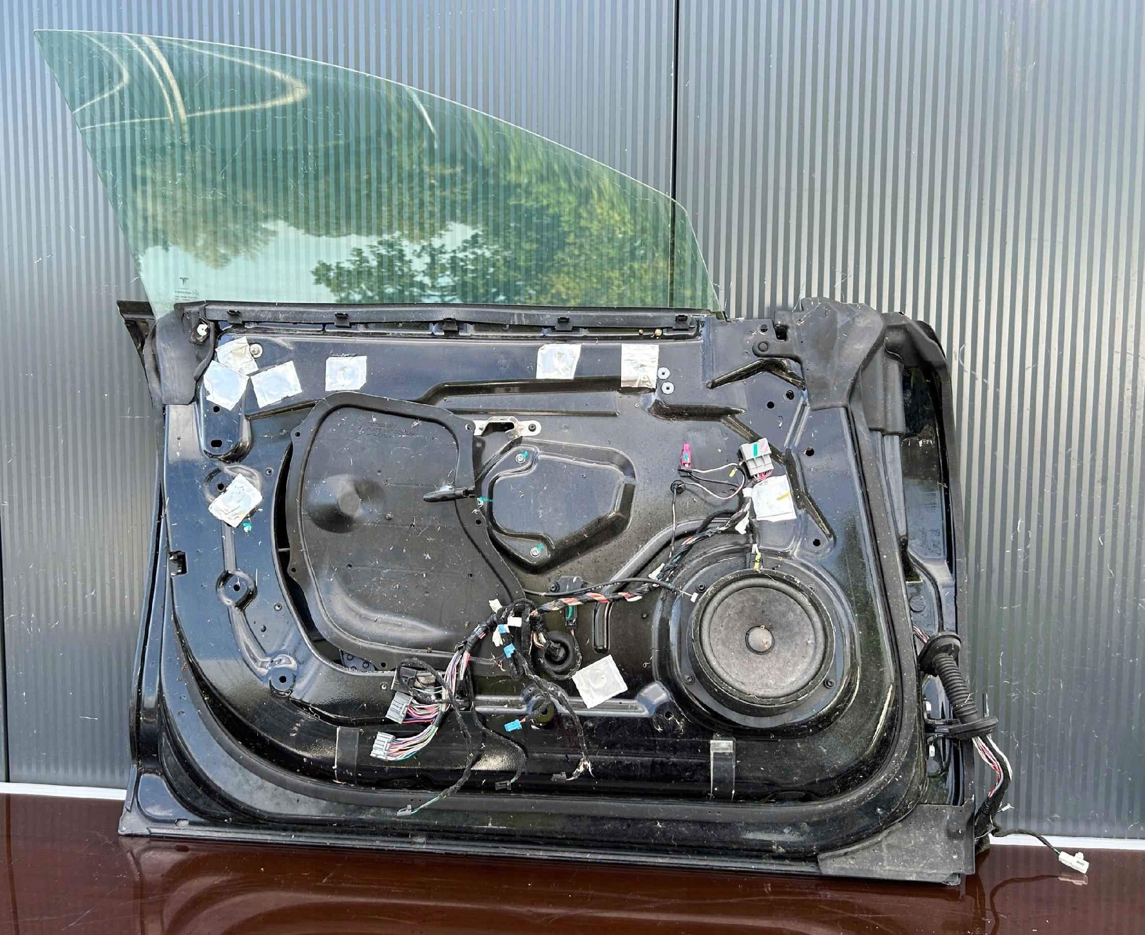 door left front front TESLA MODEL S 12- complete